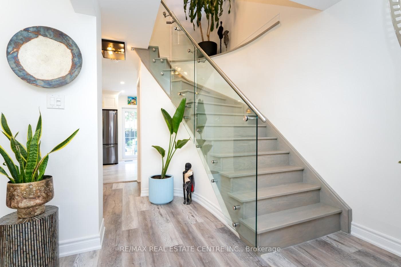 433 College Avenue photo 17