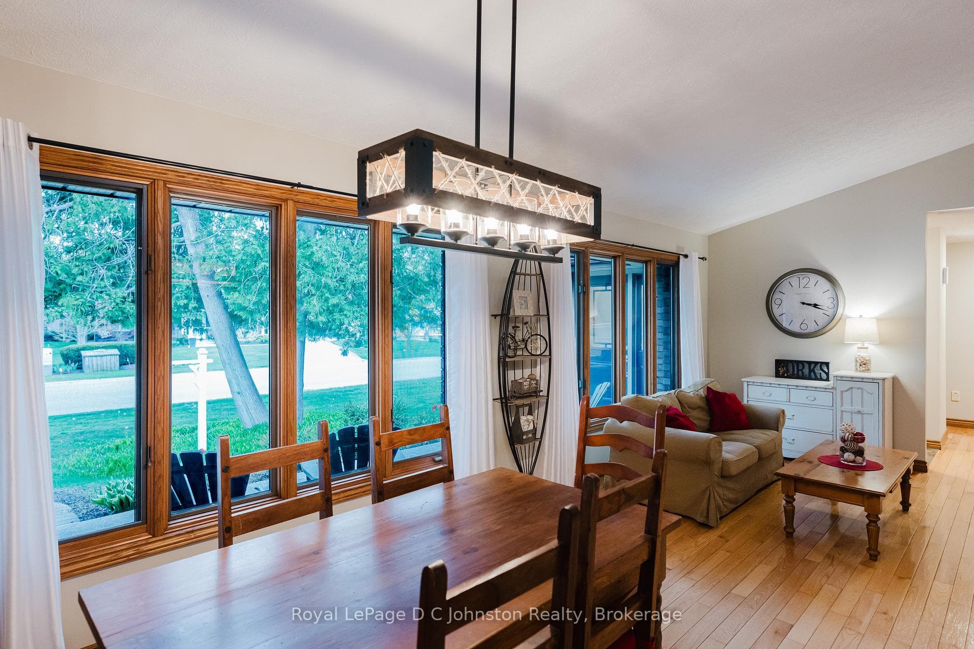 30 Cedar Bush Drive photo 9