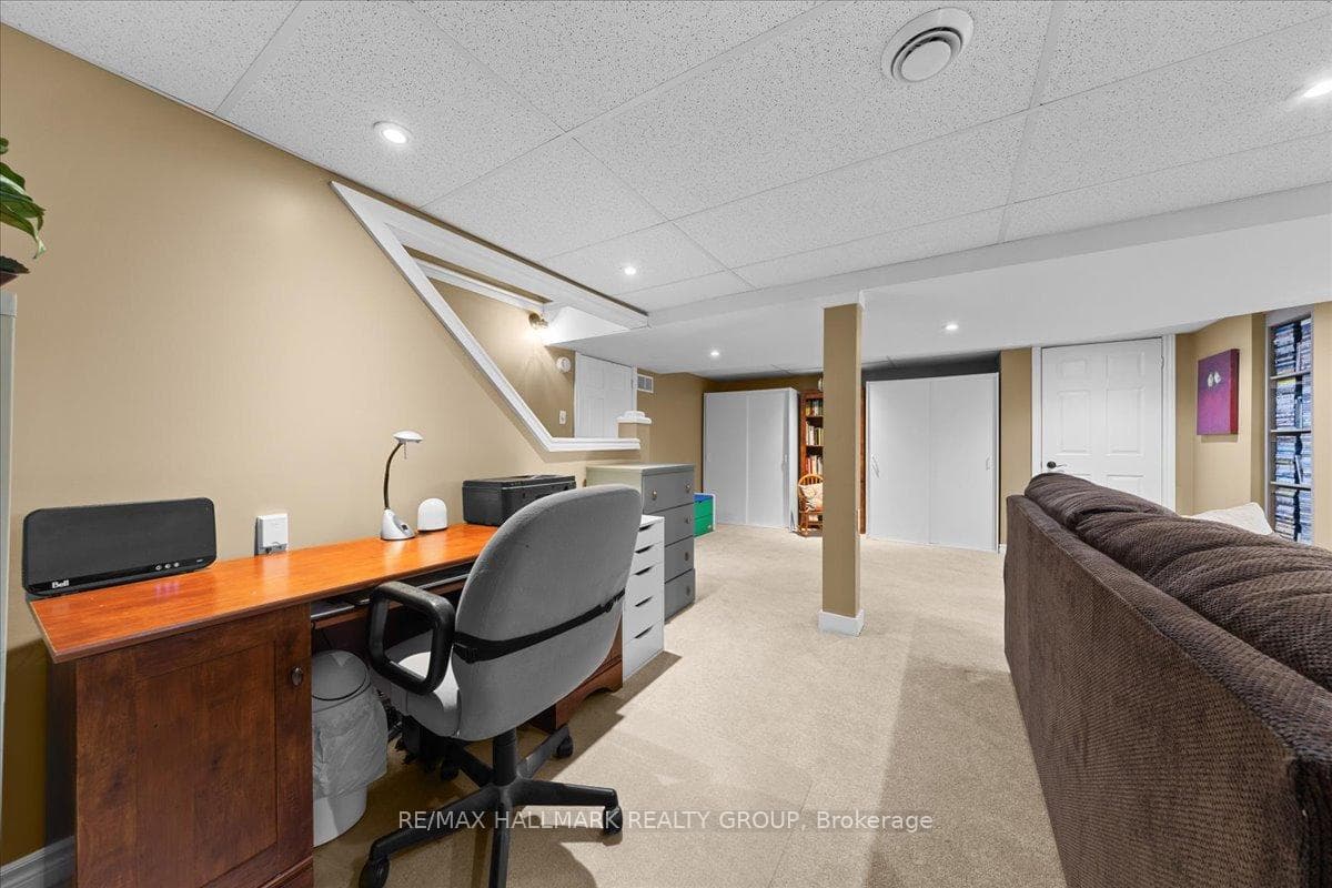 515 Clothier Street photo 28