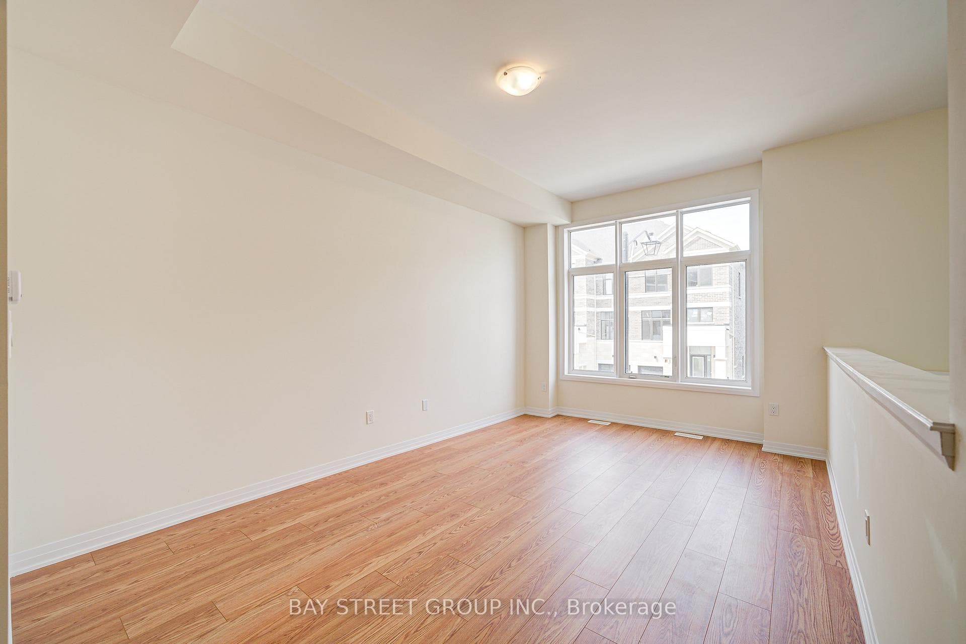 60 Seine Lane photo 7