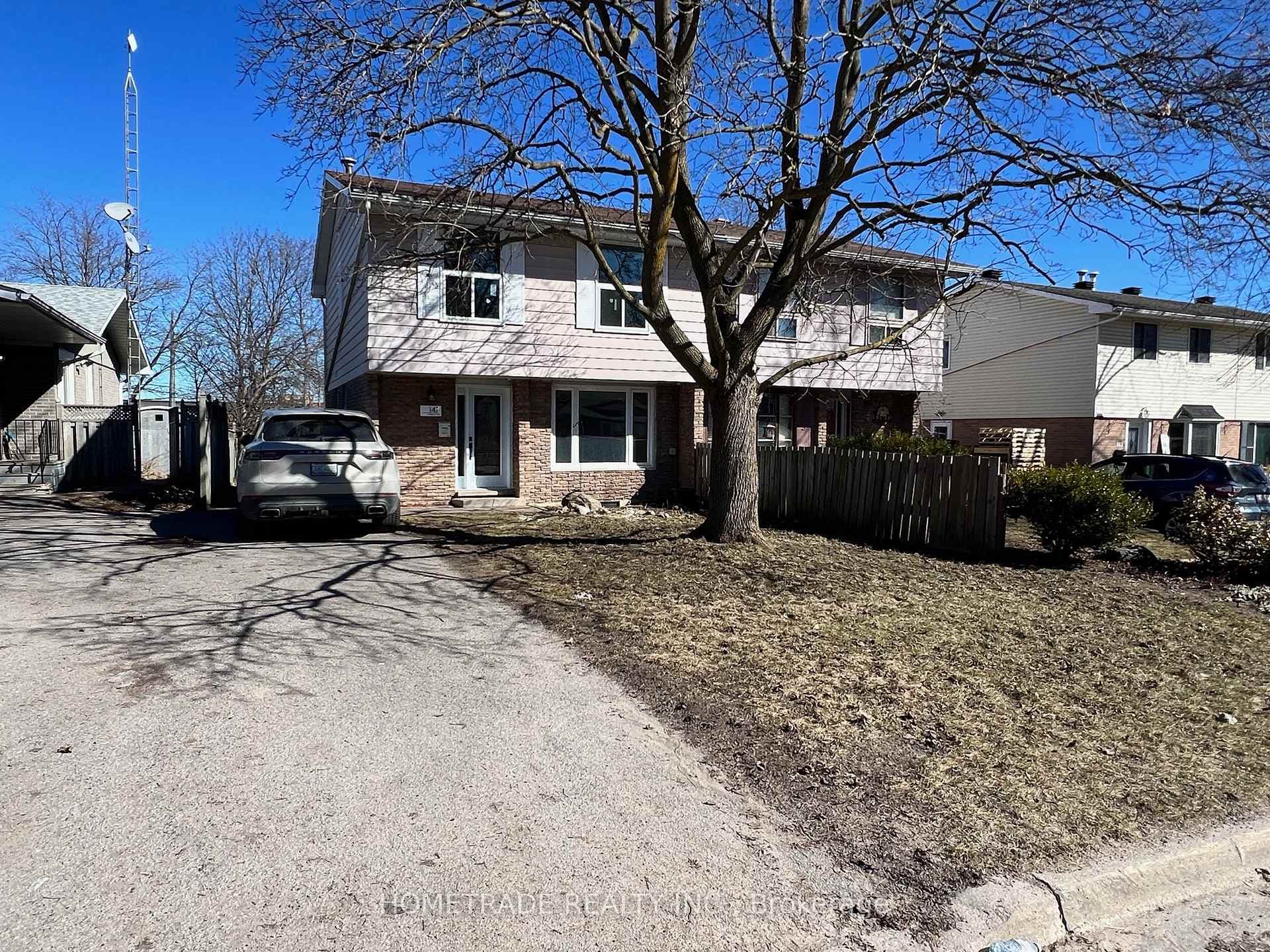 147 Daphne Crescent photo 1