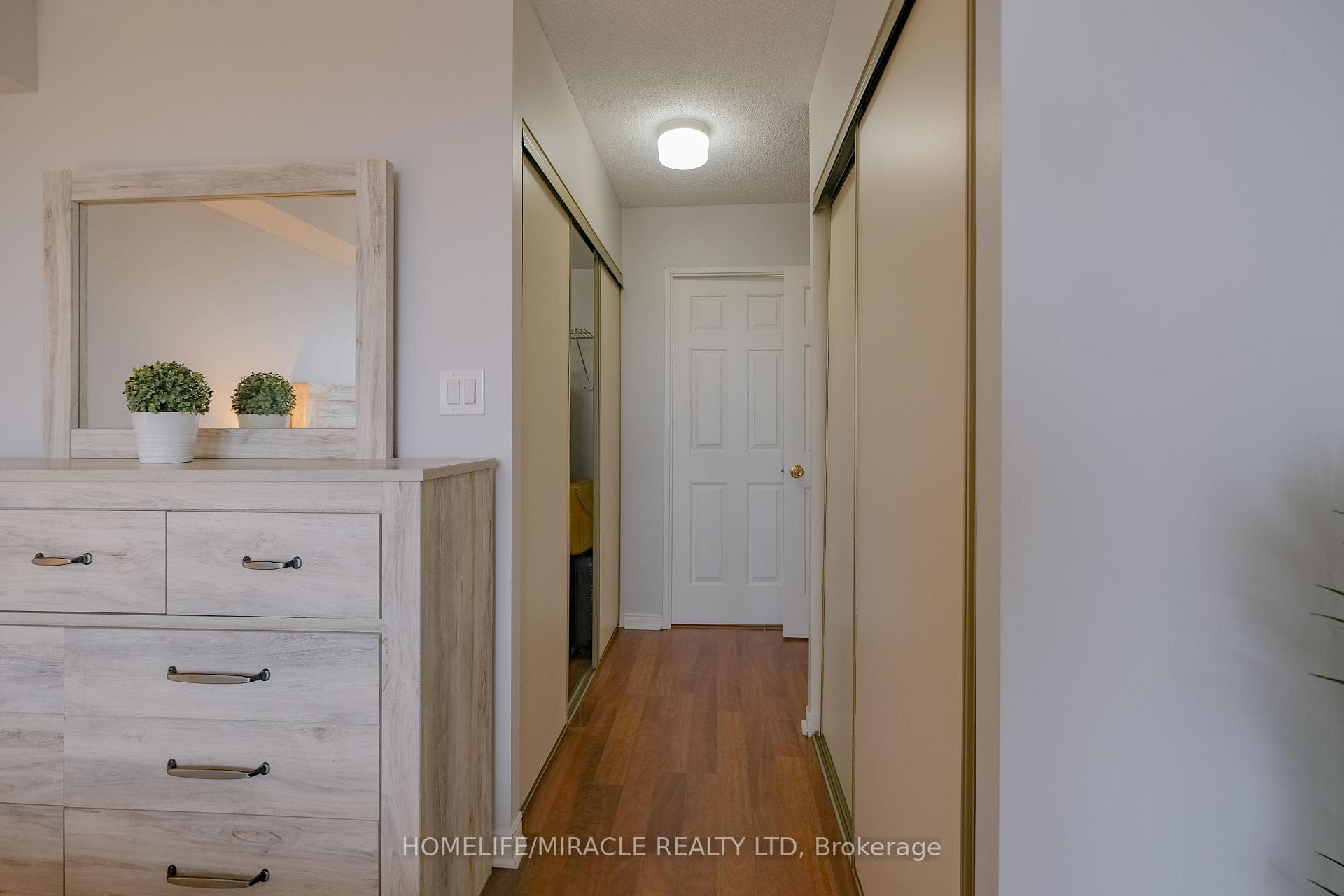 20 Guildwood Parkway Unit 602 photo 15