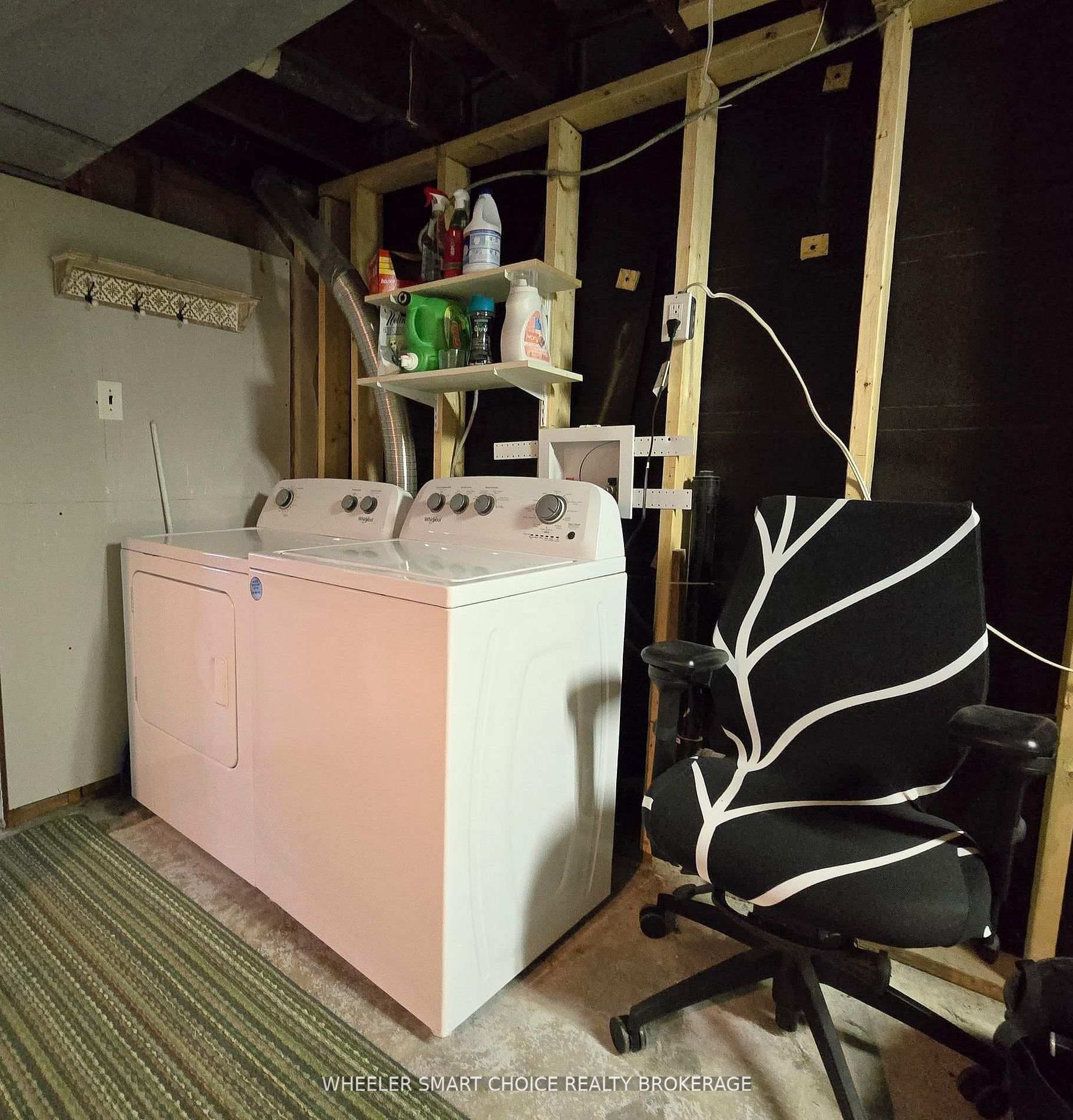 washer and dryer included