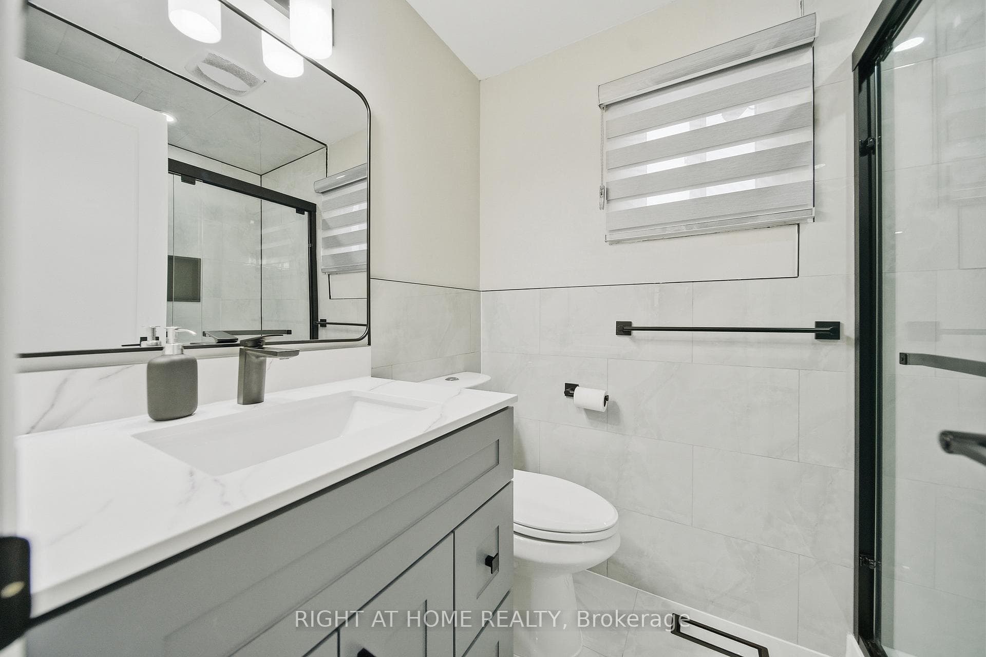 Primary Bedroom Ensuite