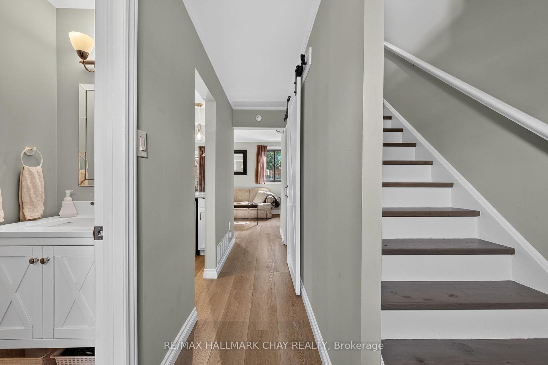 243 Letitia Street photo 18