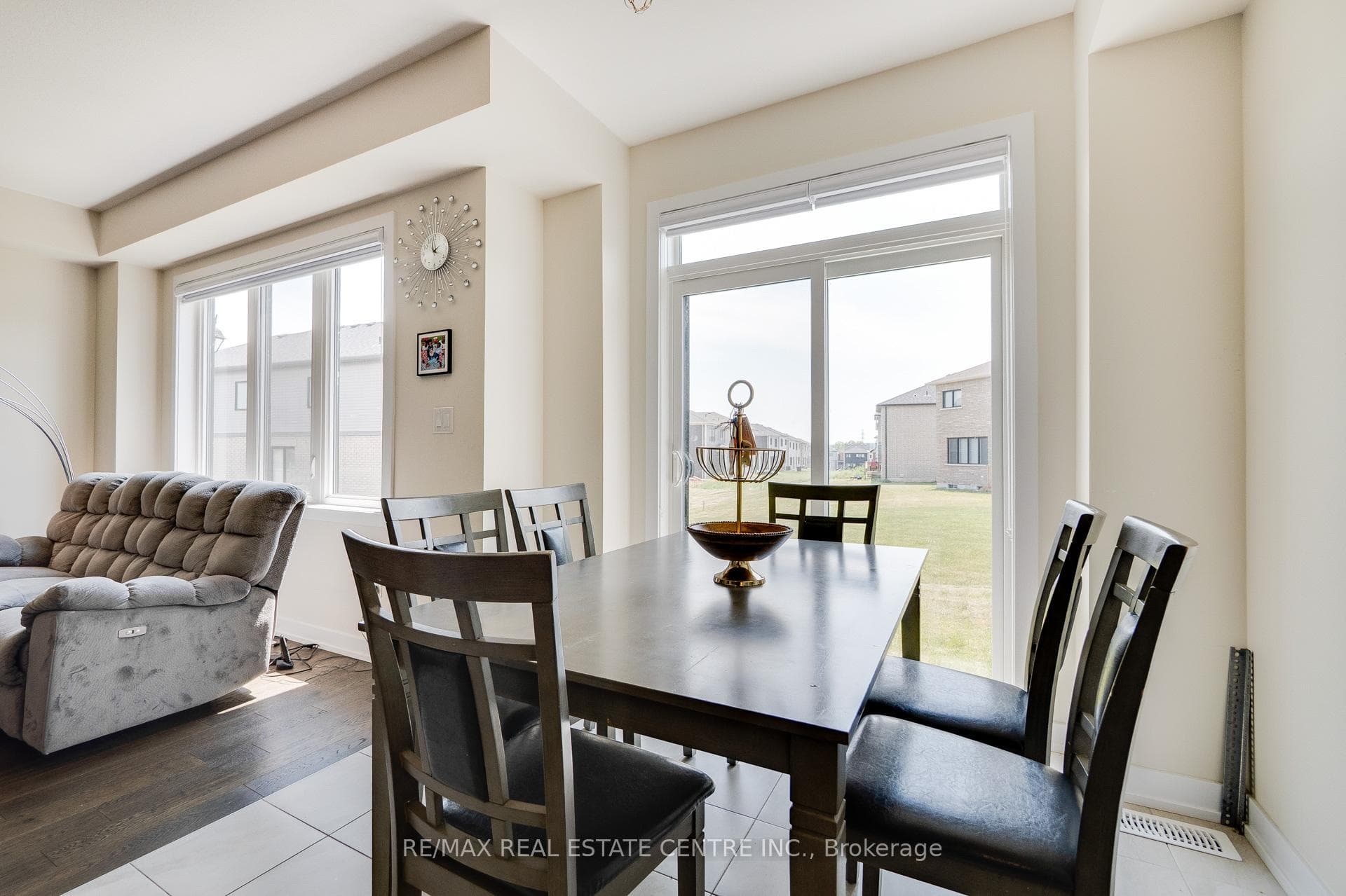 54 Lilac Circle photo 17