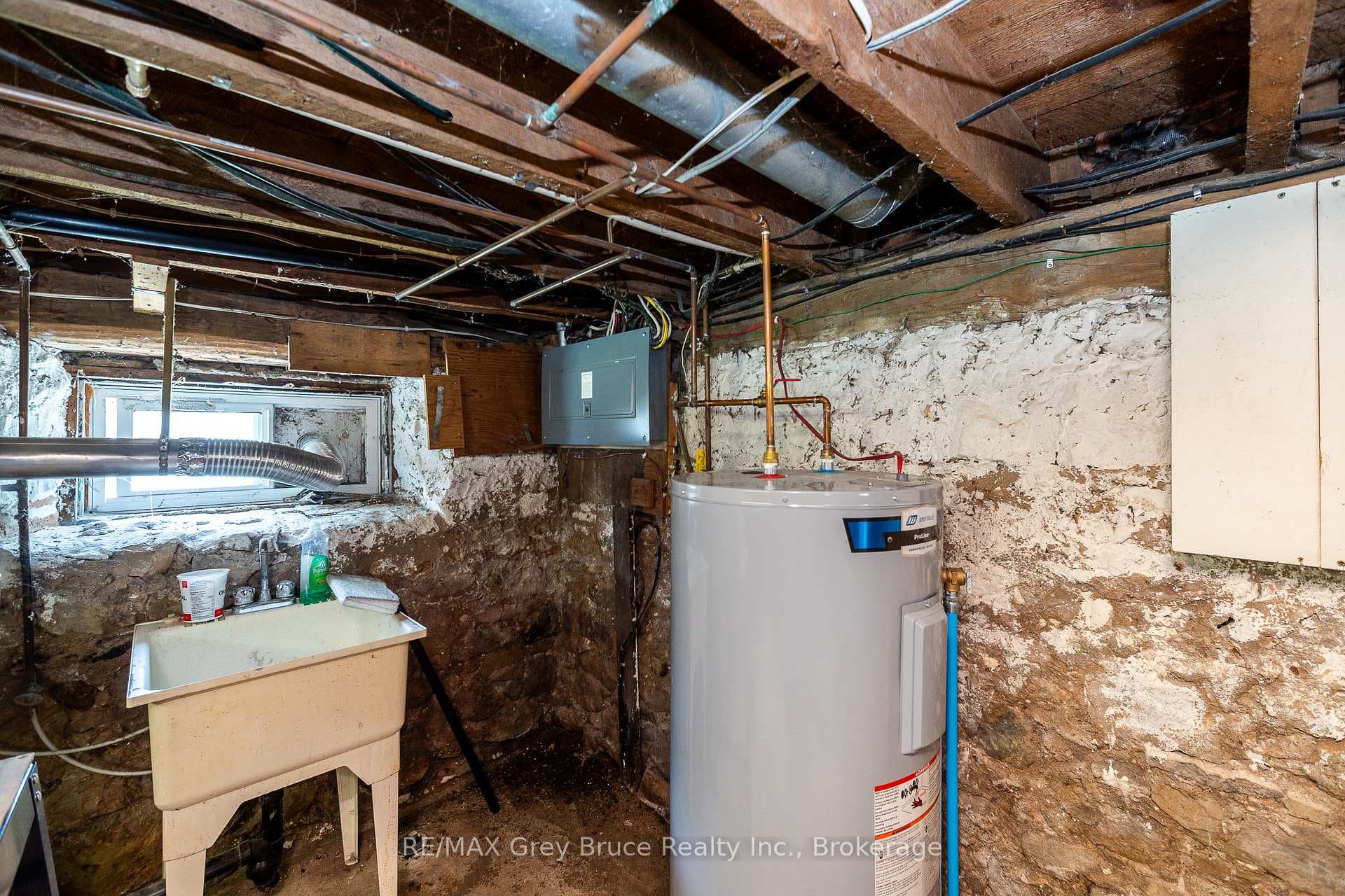 177 2nd Avenue photo 29