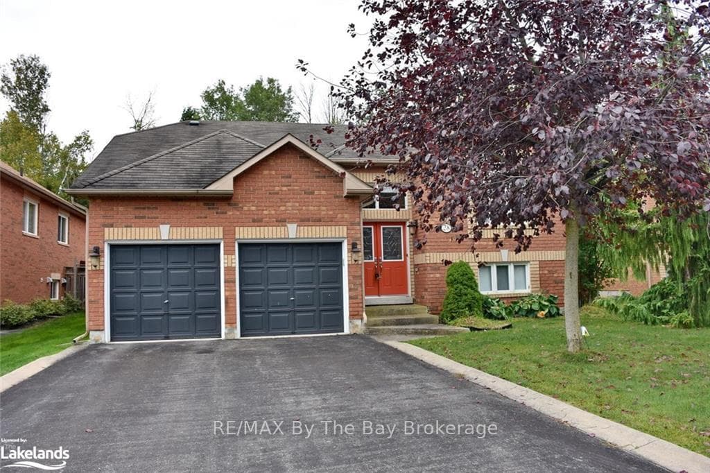 28 CHERRY SANDS Crescent photo 2