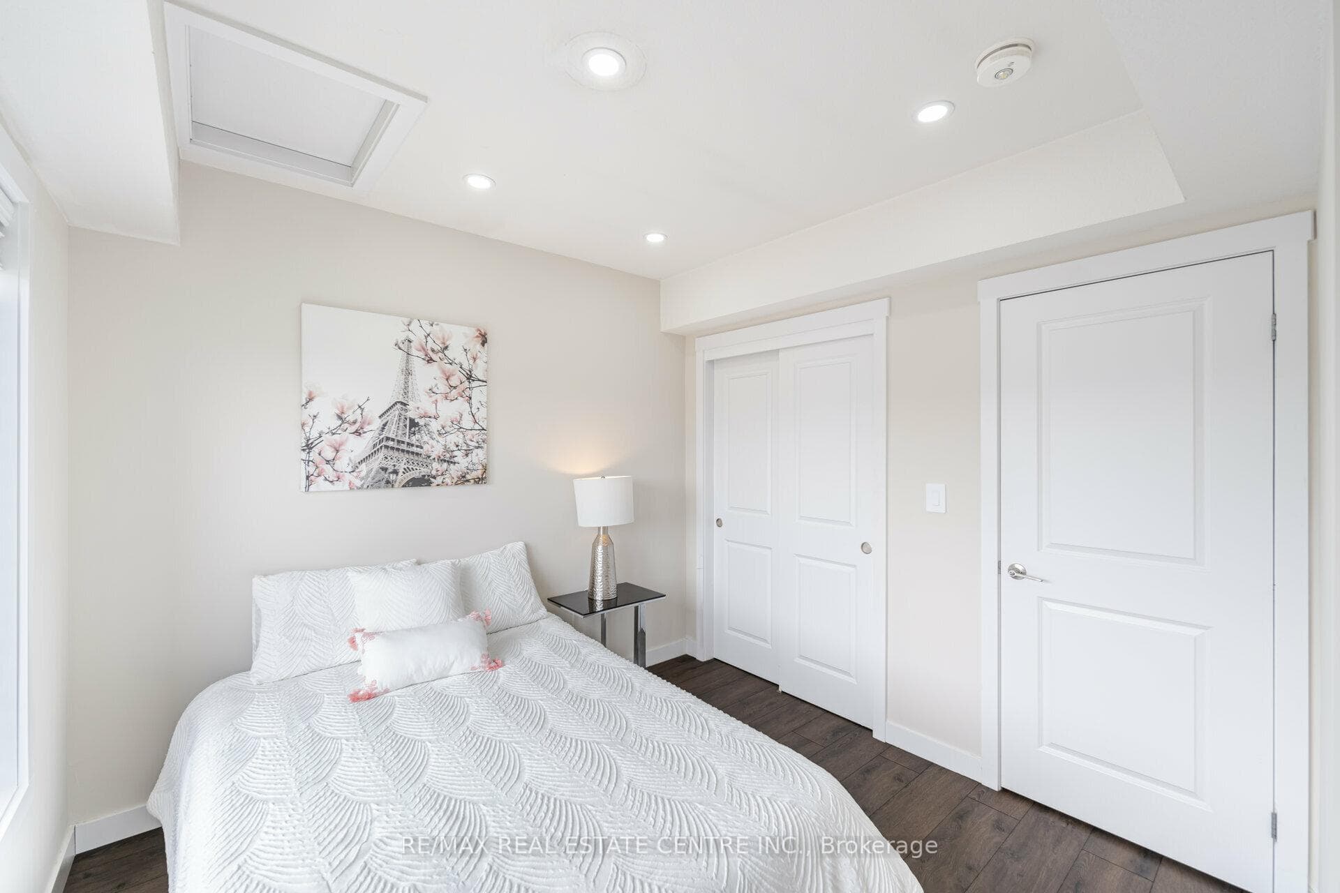 166 Rochefort Street Unit C photo 27