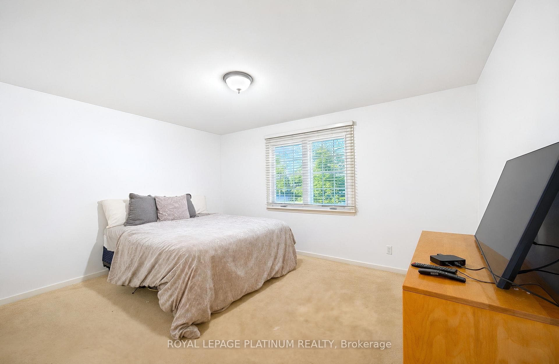 47 PARKVIEW Place photo 30