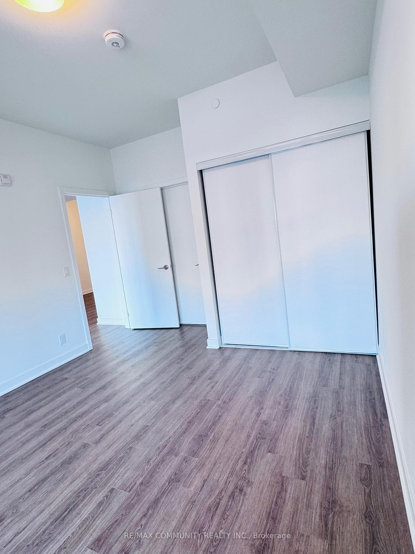 51 Clarington Boulevard Unit 212 photo 10