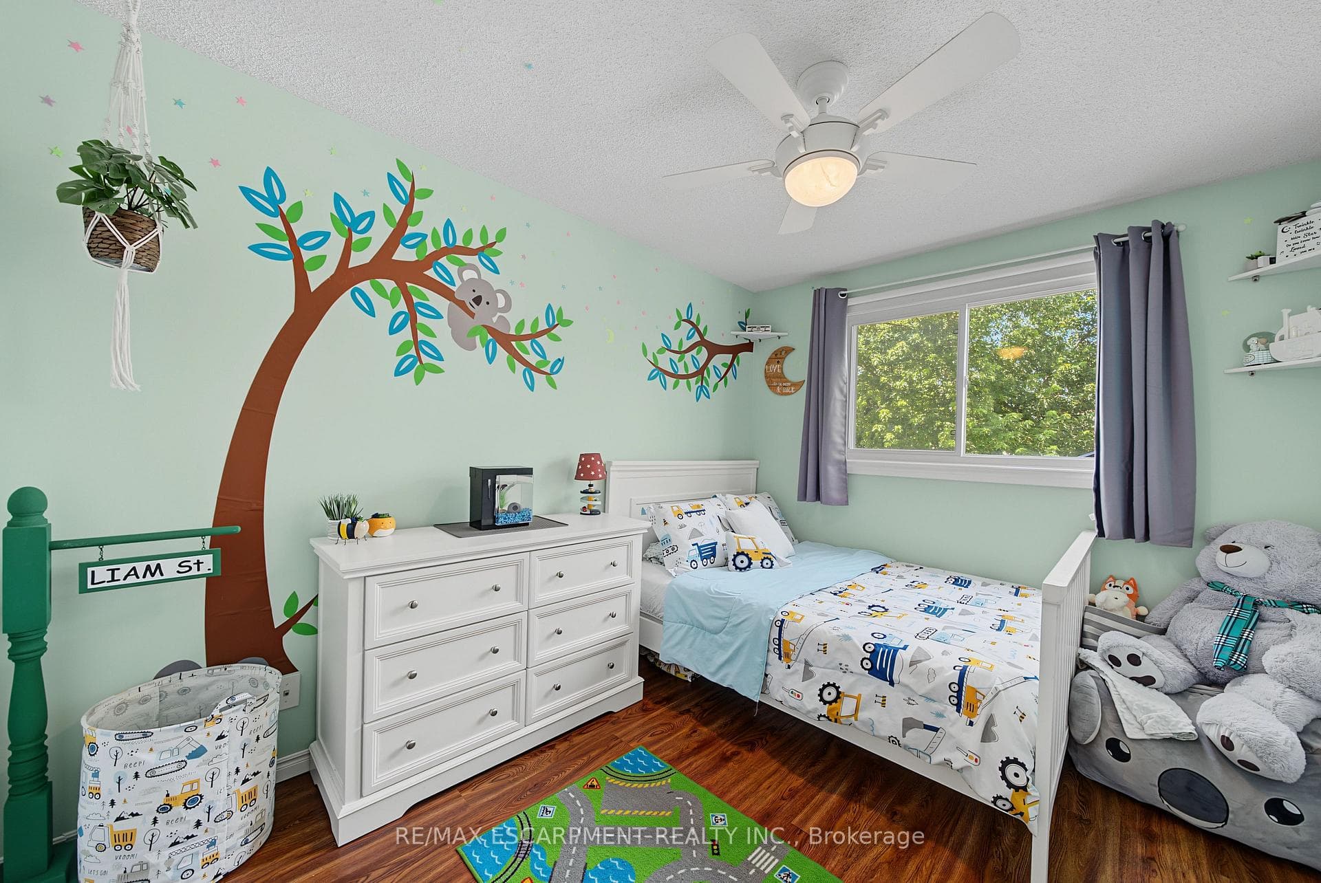 4917 Homestead Drive photo 17