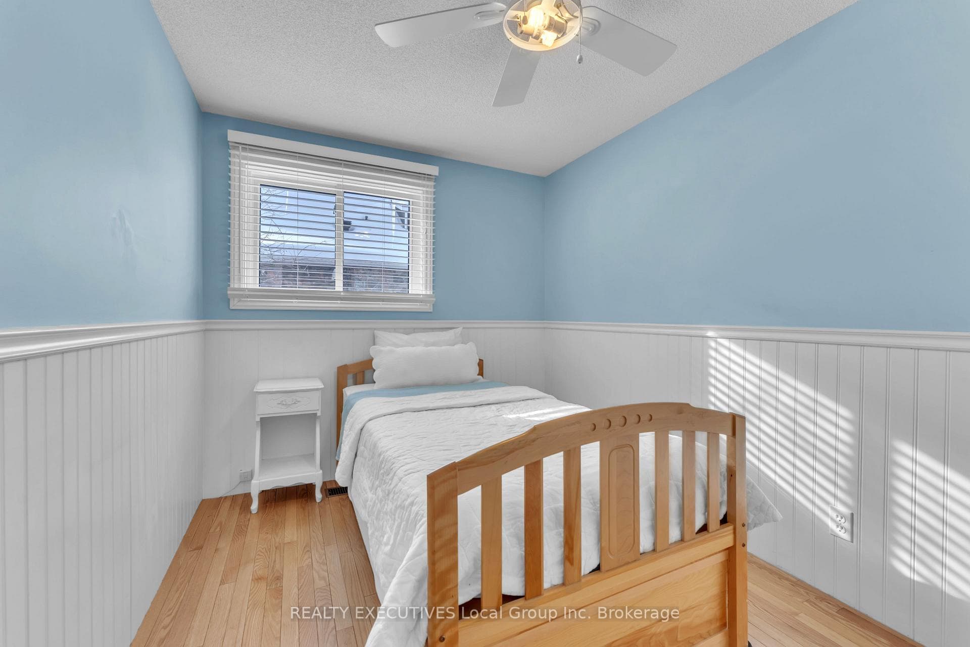 981 Premier Road photo 15