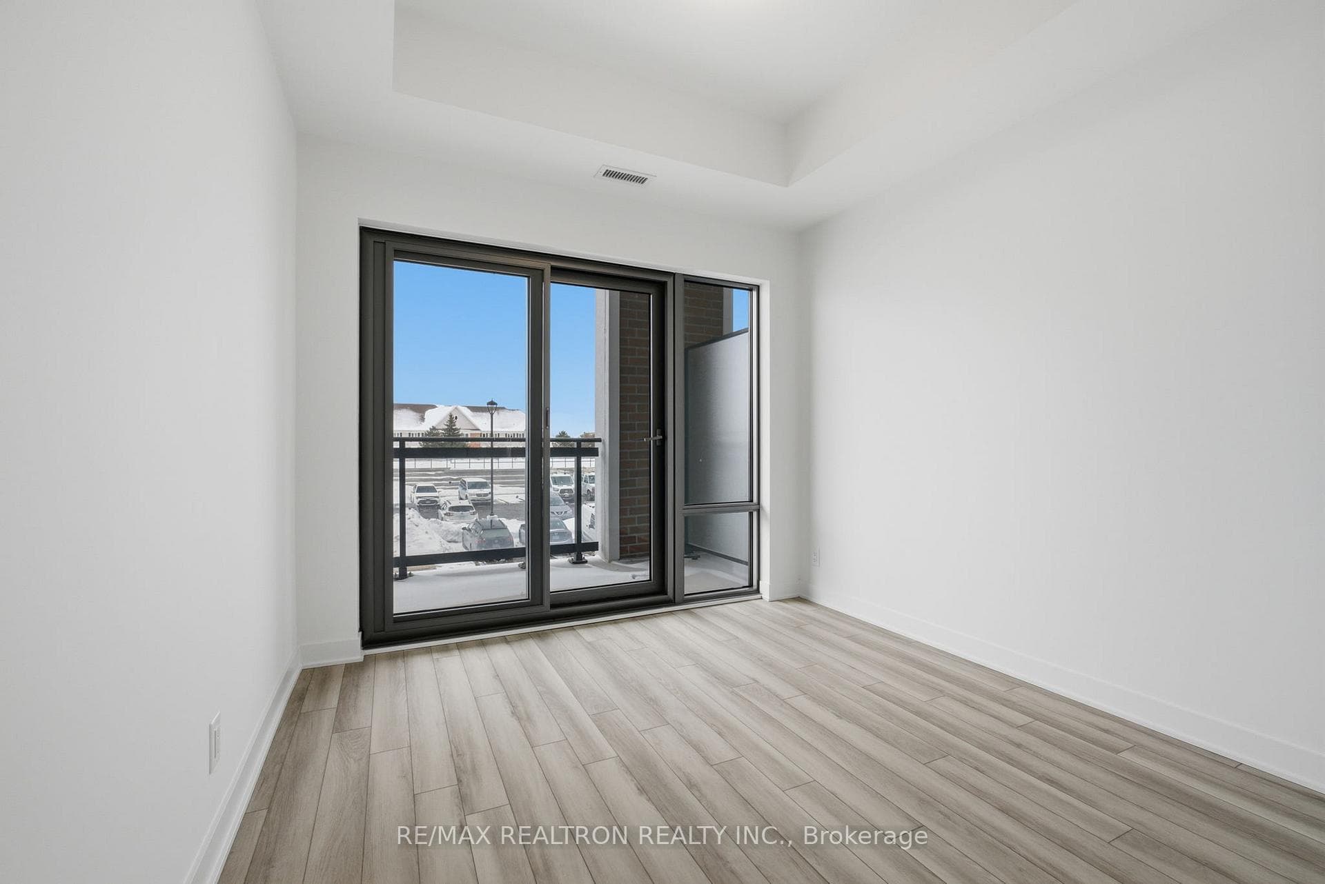 51 Clarington Boulevard Unit 203 photo 12