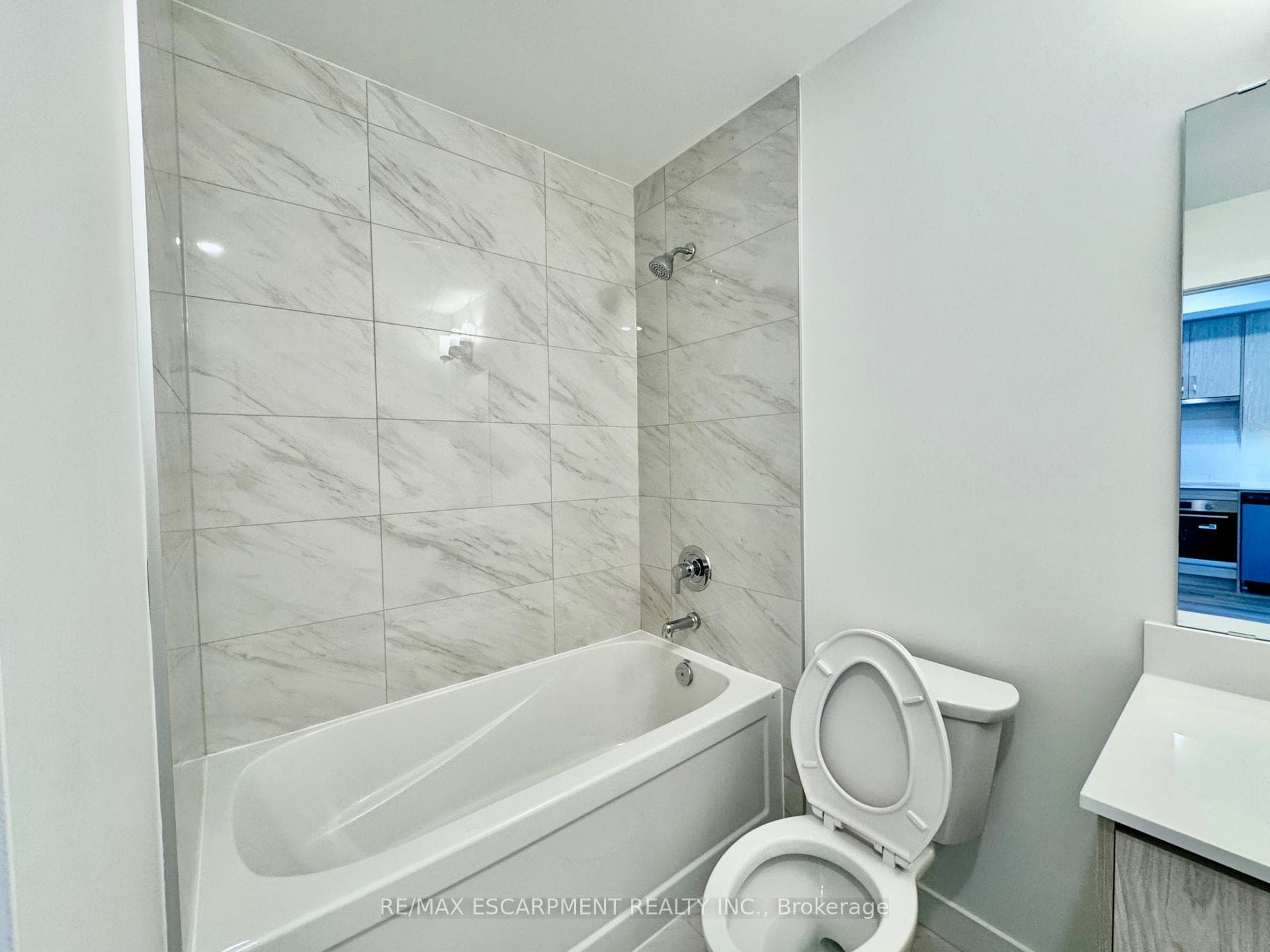 4 PC. BATH