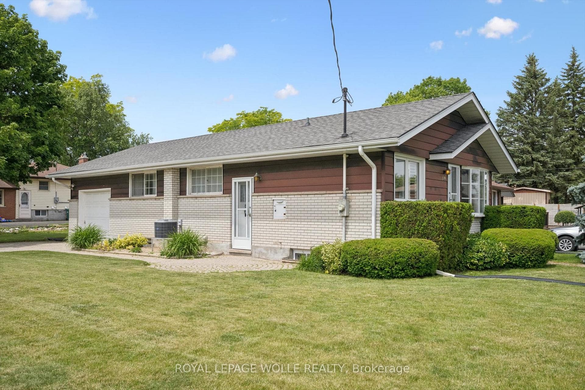 19 Weichel Street photo 1