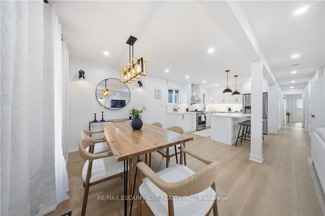 11 Garside Avenue photo 6