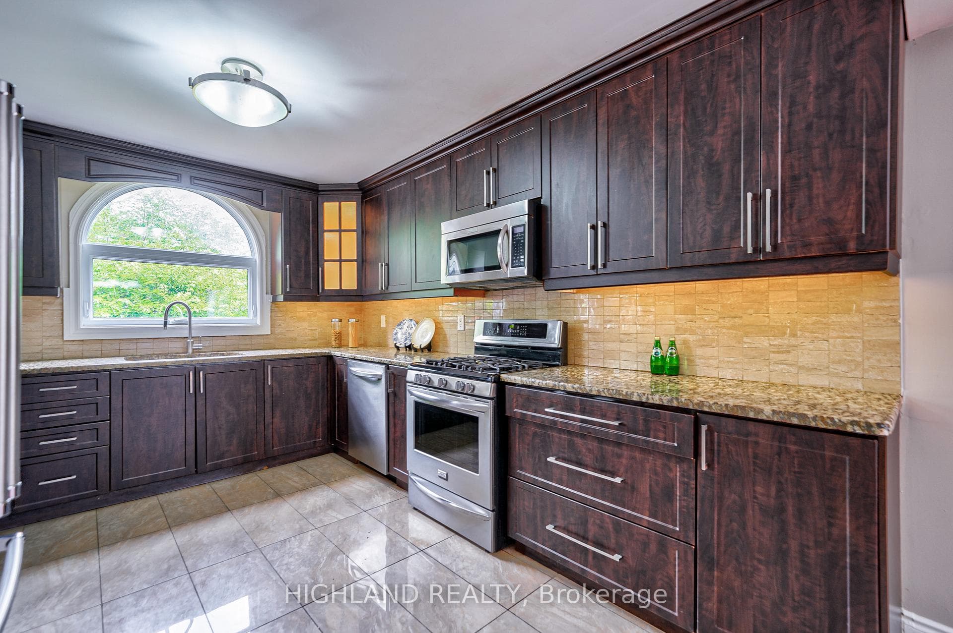 4805 Crystal Rose Drive photo 14