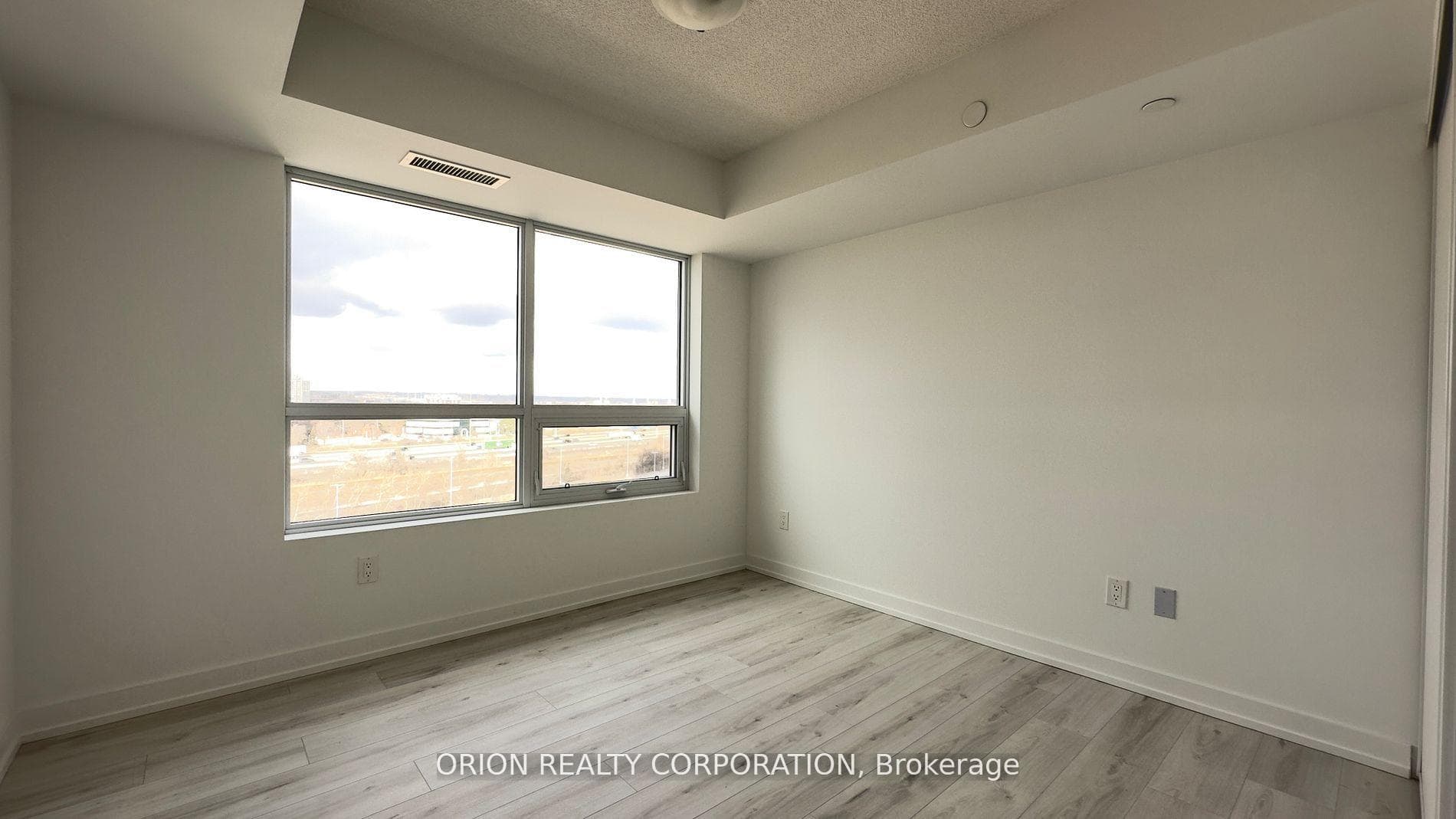 1435 Celebration Drive Unit 910 photo 11