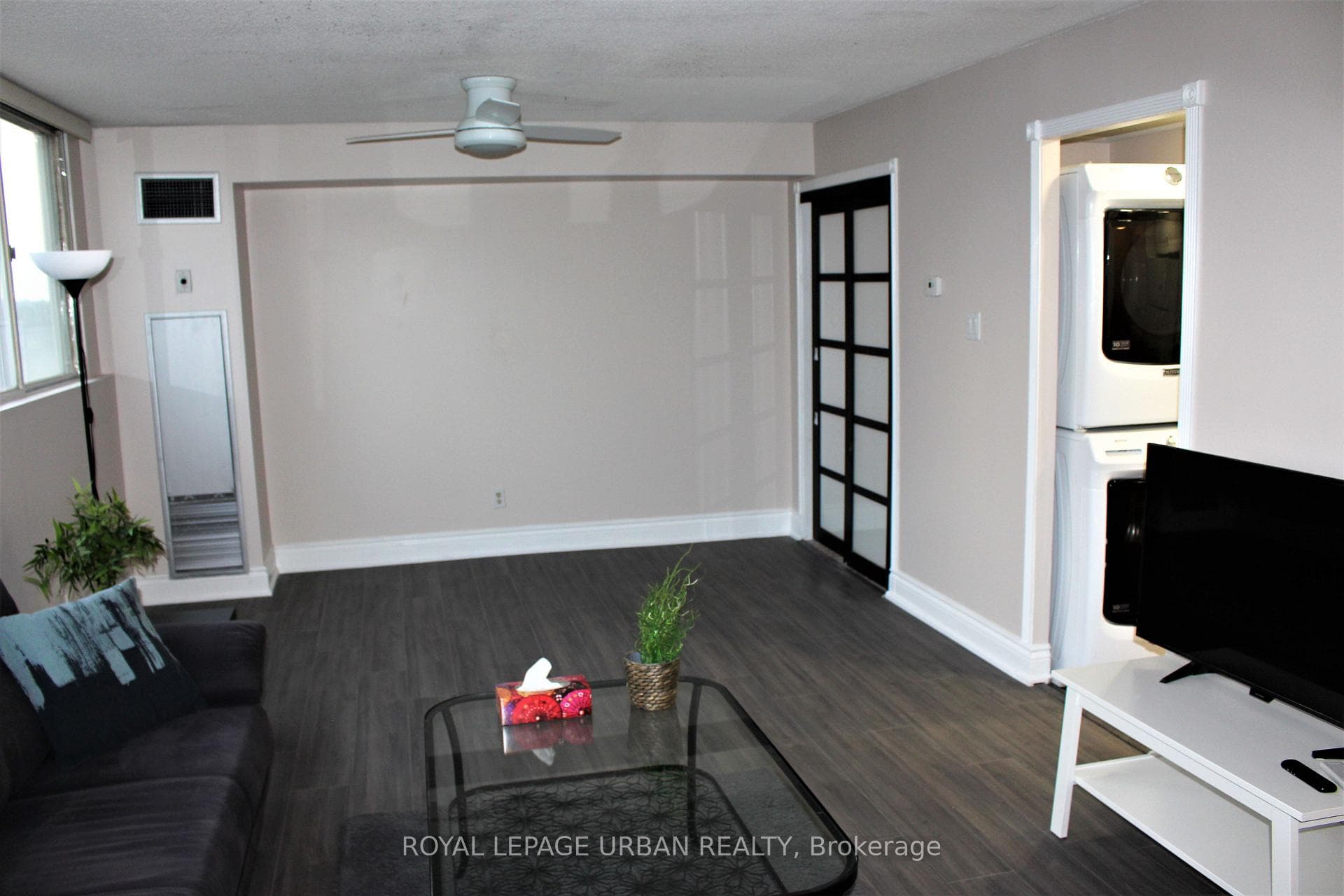 Dining Room/Living Room
