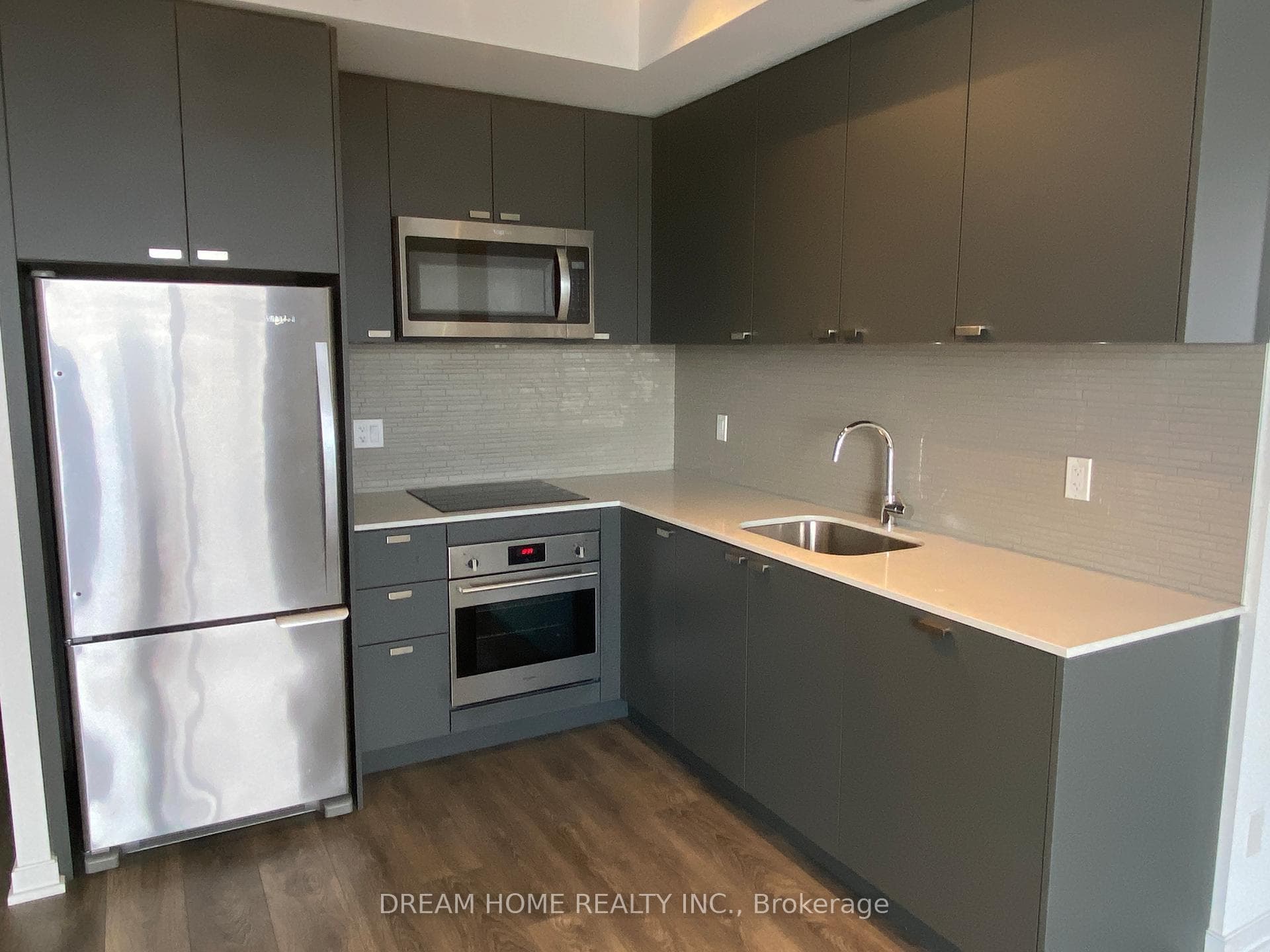 56 Forest Manor Road Unit 2510 photo 2