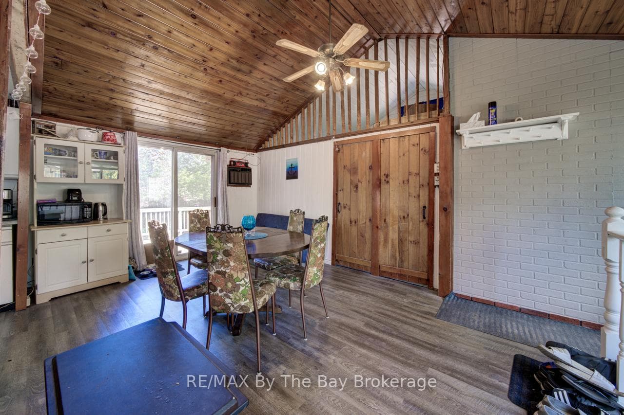 33 17th Street photo 10
