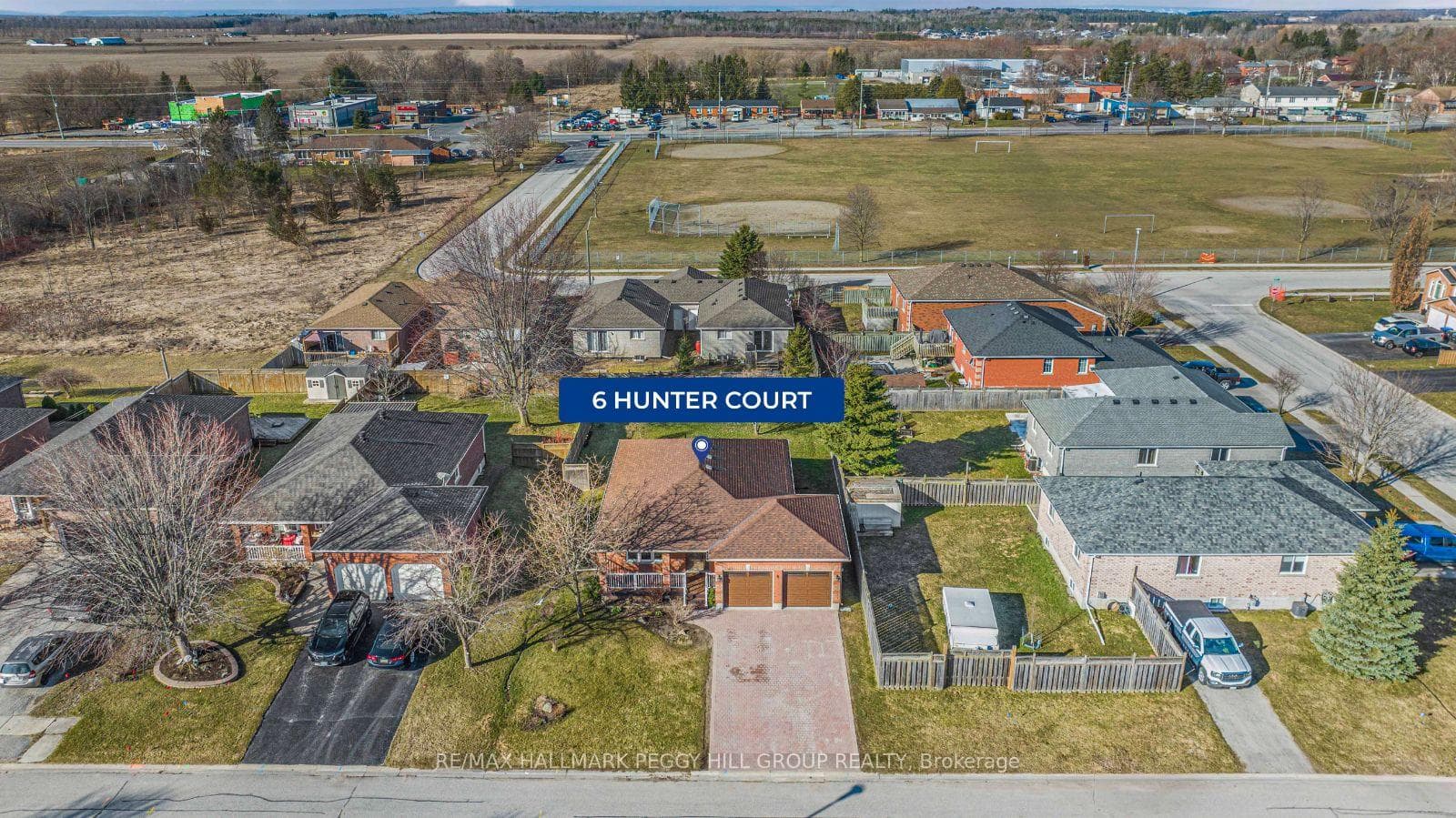 6 Hunter Court photo 2