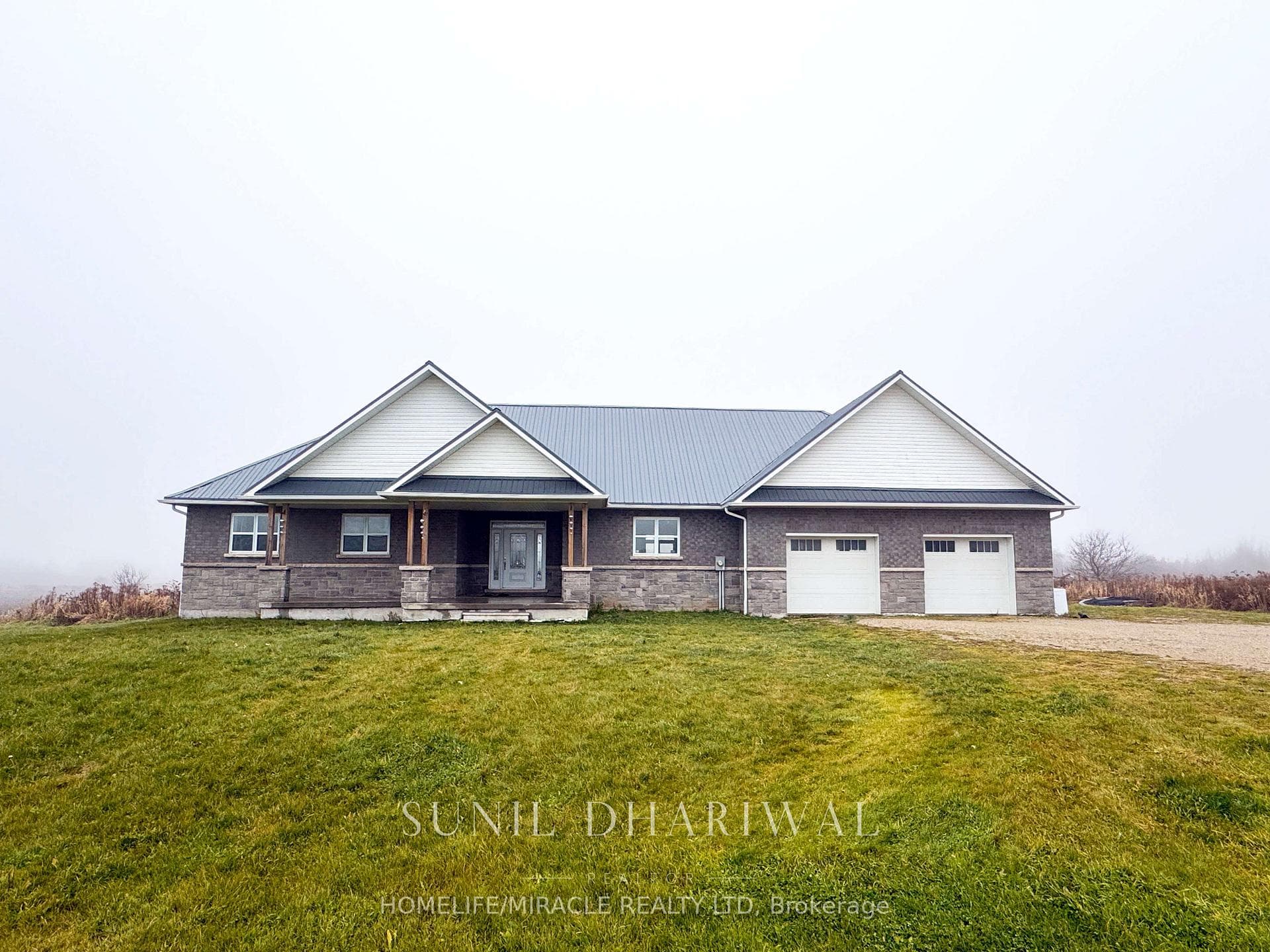 433108 4 th Line photo 17