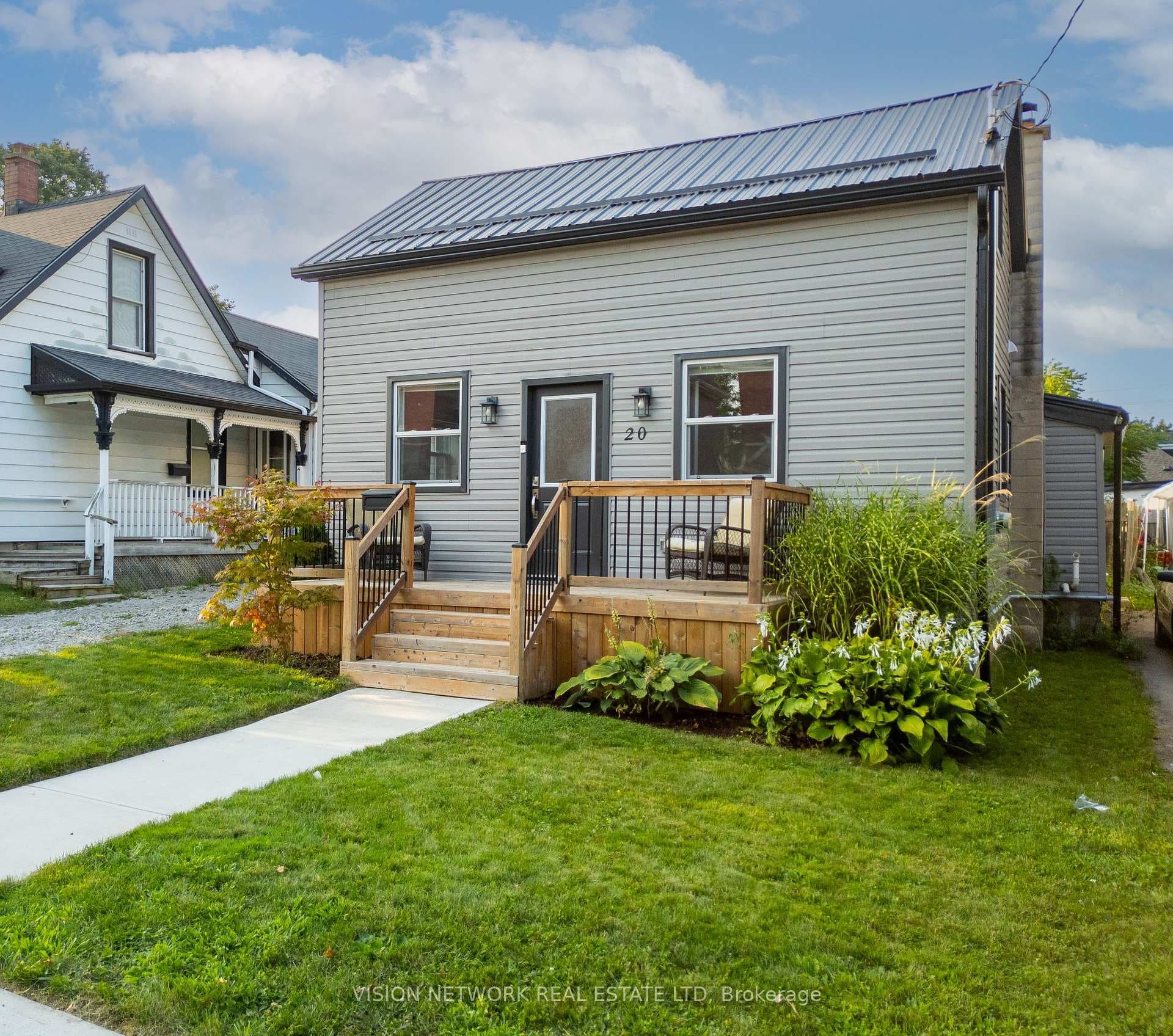 20 Weldon Avenue photo 2