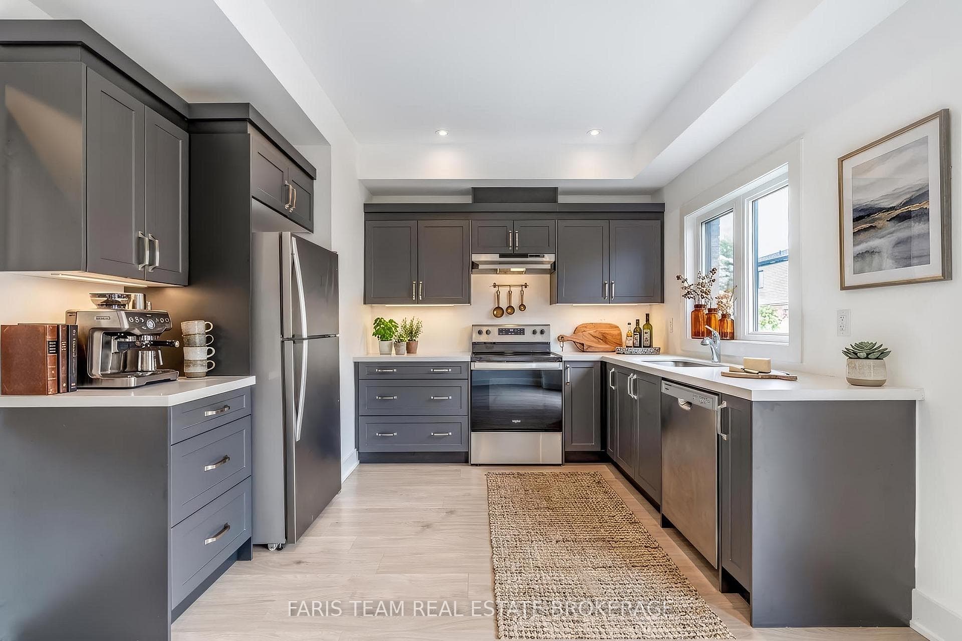 53 Harvest Crescent photo 8