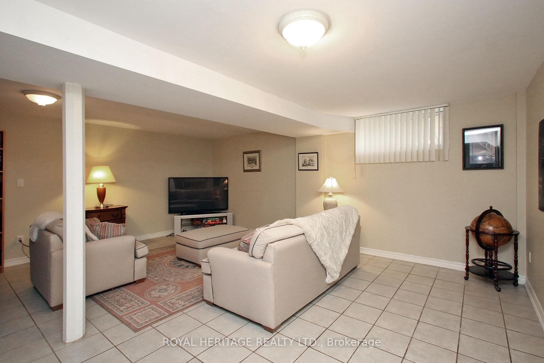 11 Amalfi Court photo 28