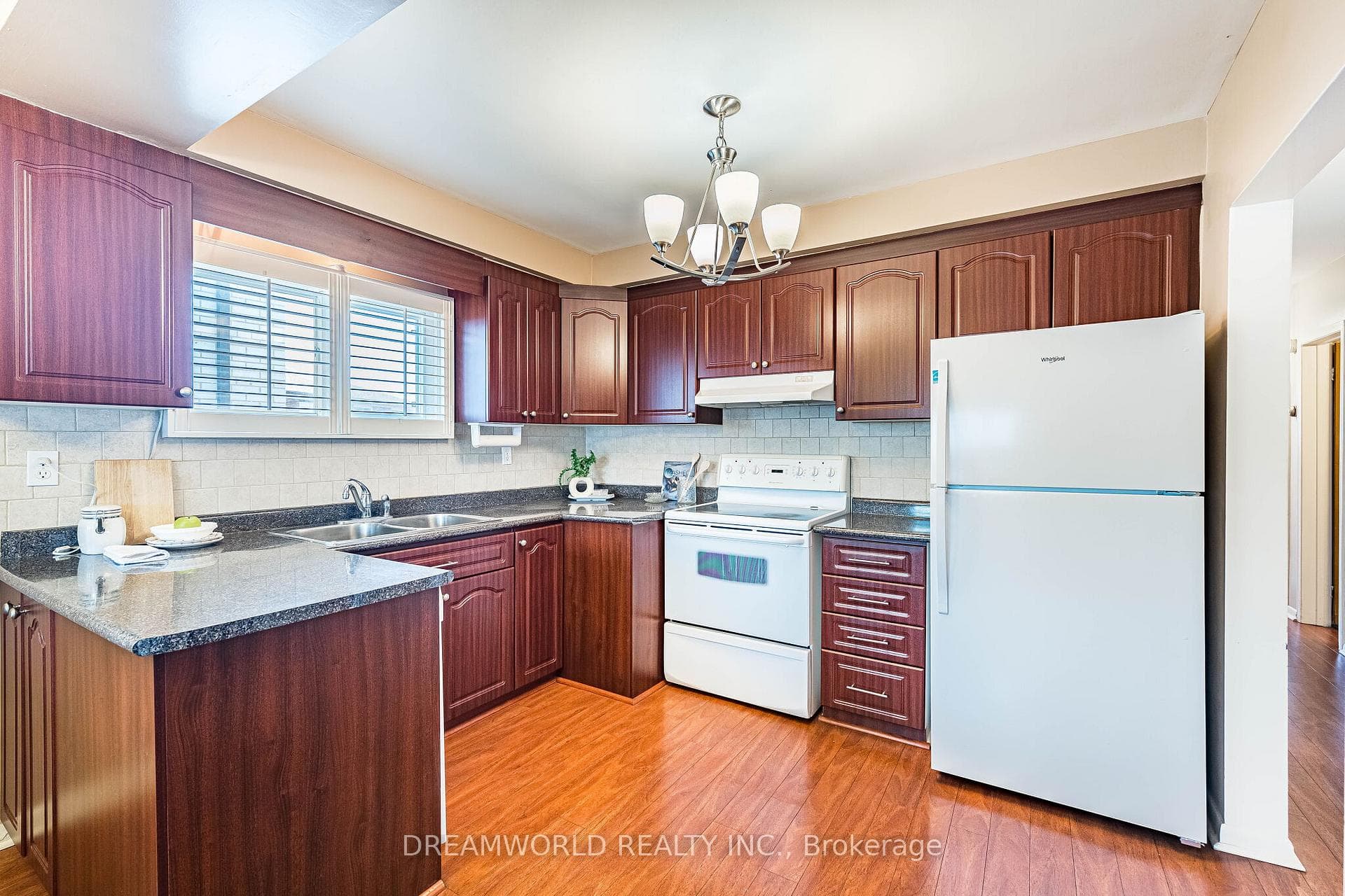 194 Giltspur Drive photo 16