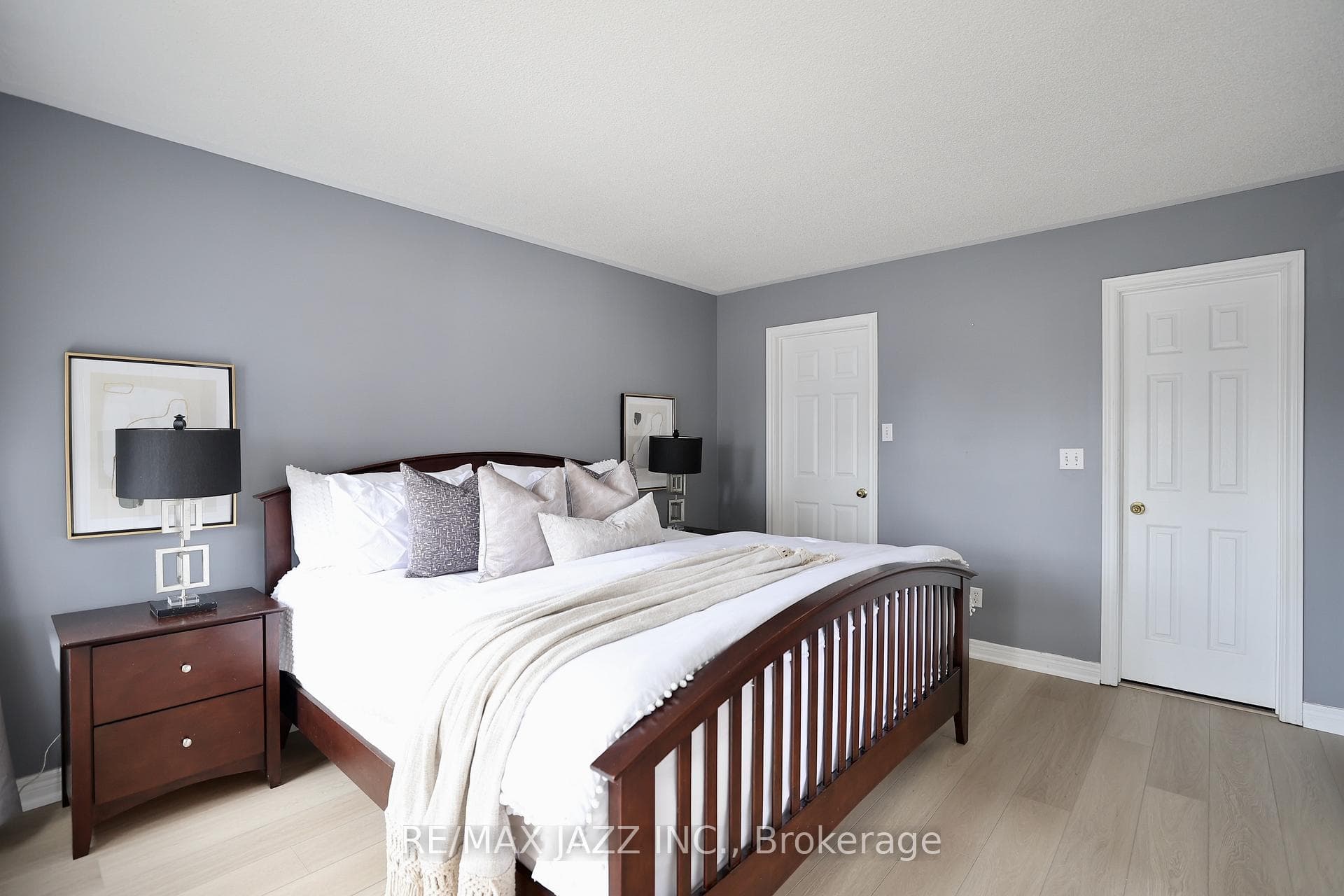 29 Knightsbridge Court photo 11