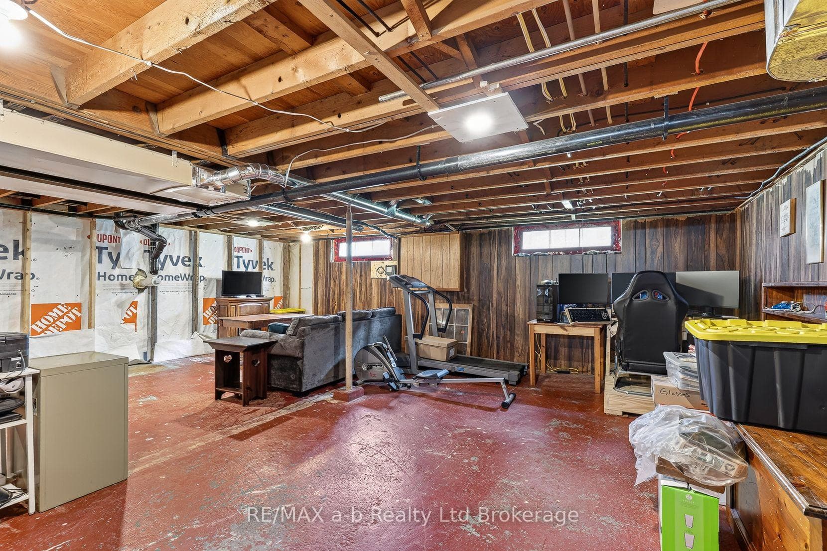 584112 BEACHVILLE Road photo 31