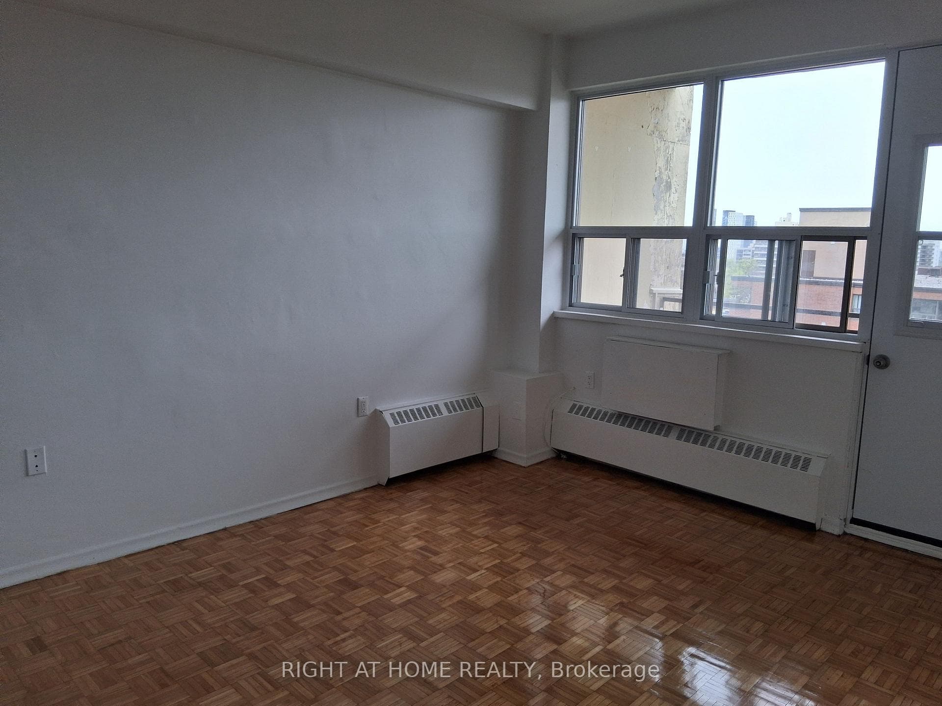 191 St George Street Unit 1007 photo 6