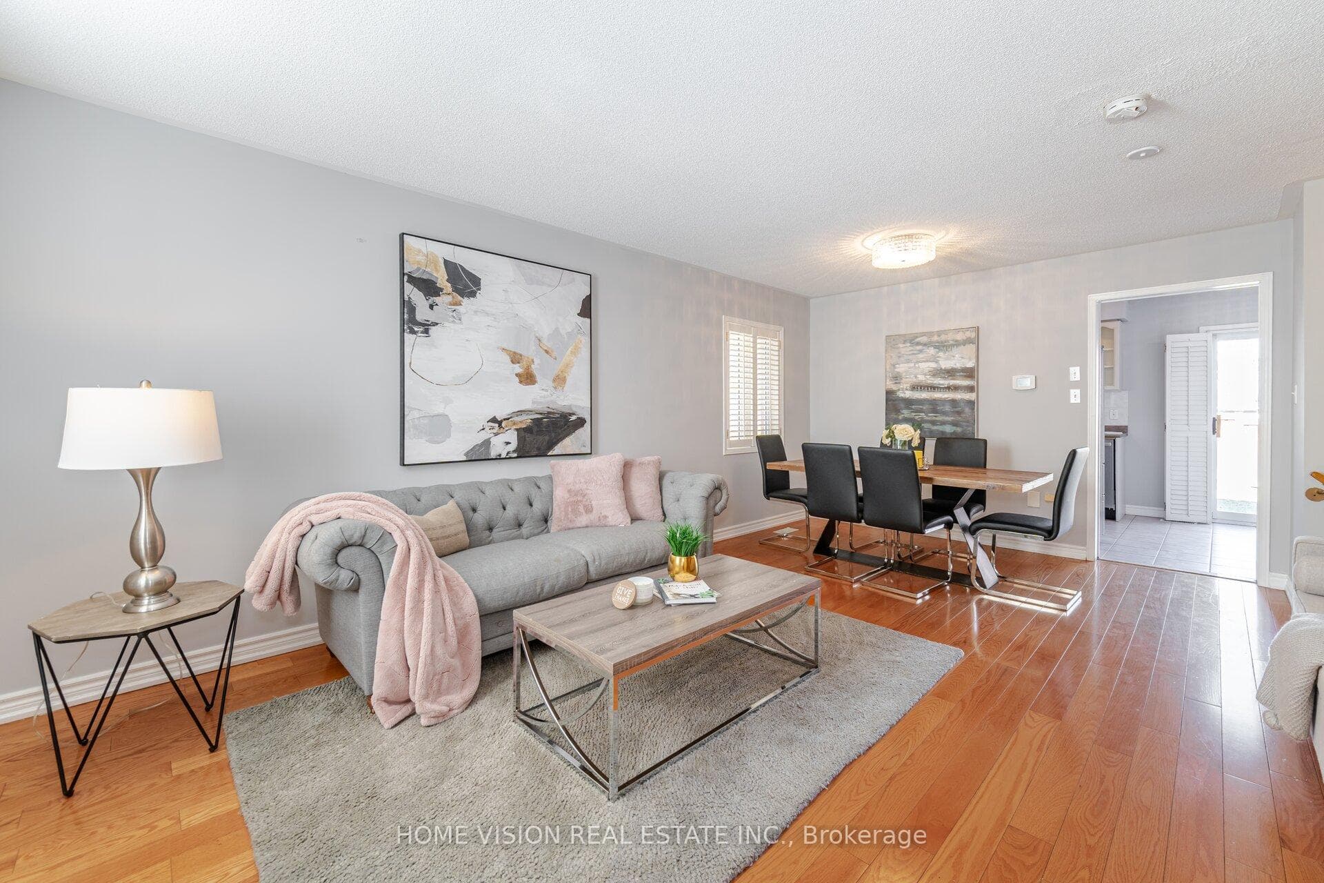 7071 Bannockburn Court photo 3