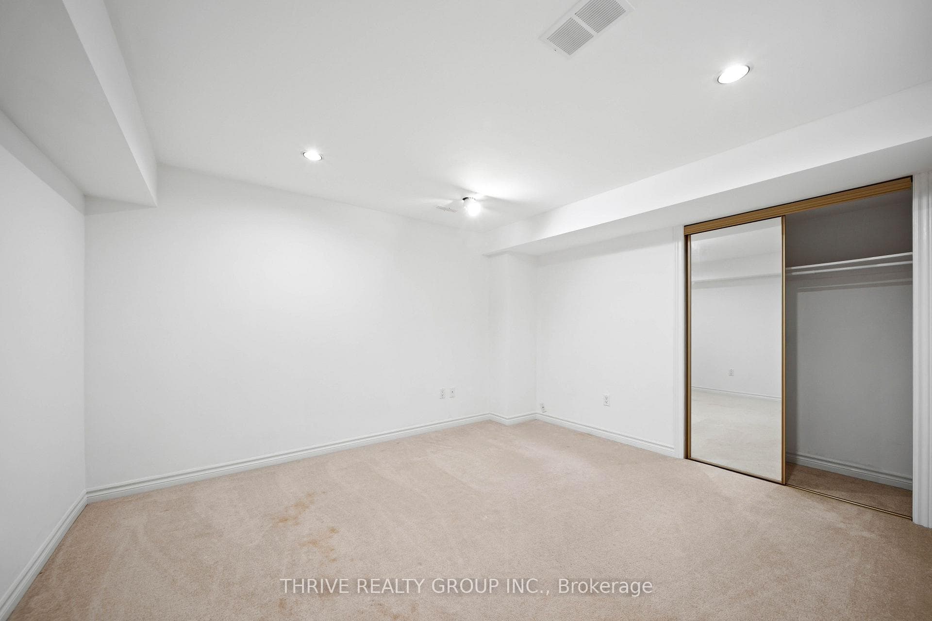 1574 Richmond Street Unit 3 photo 31