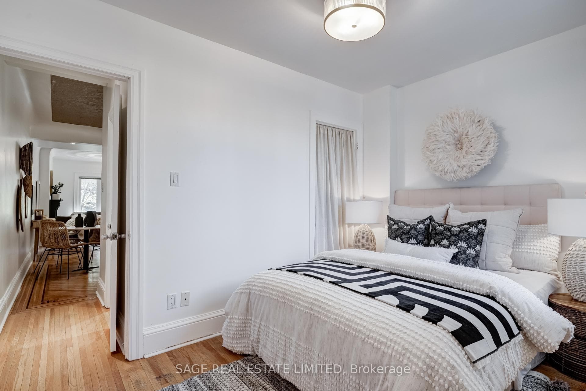 345 Markham Street Unit main photo 16