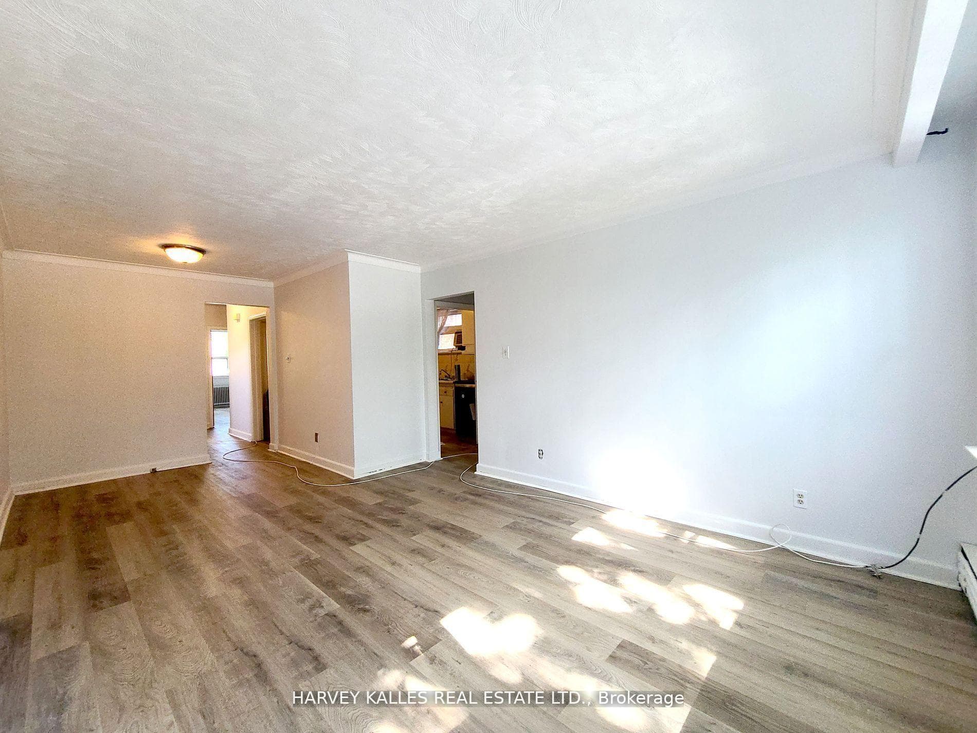 476 St Johns Road Unit 2 photo 4