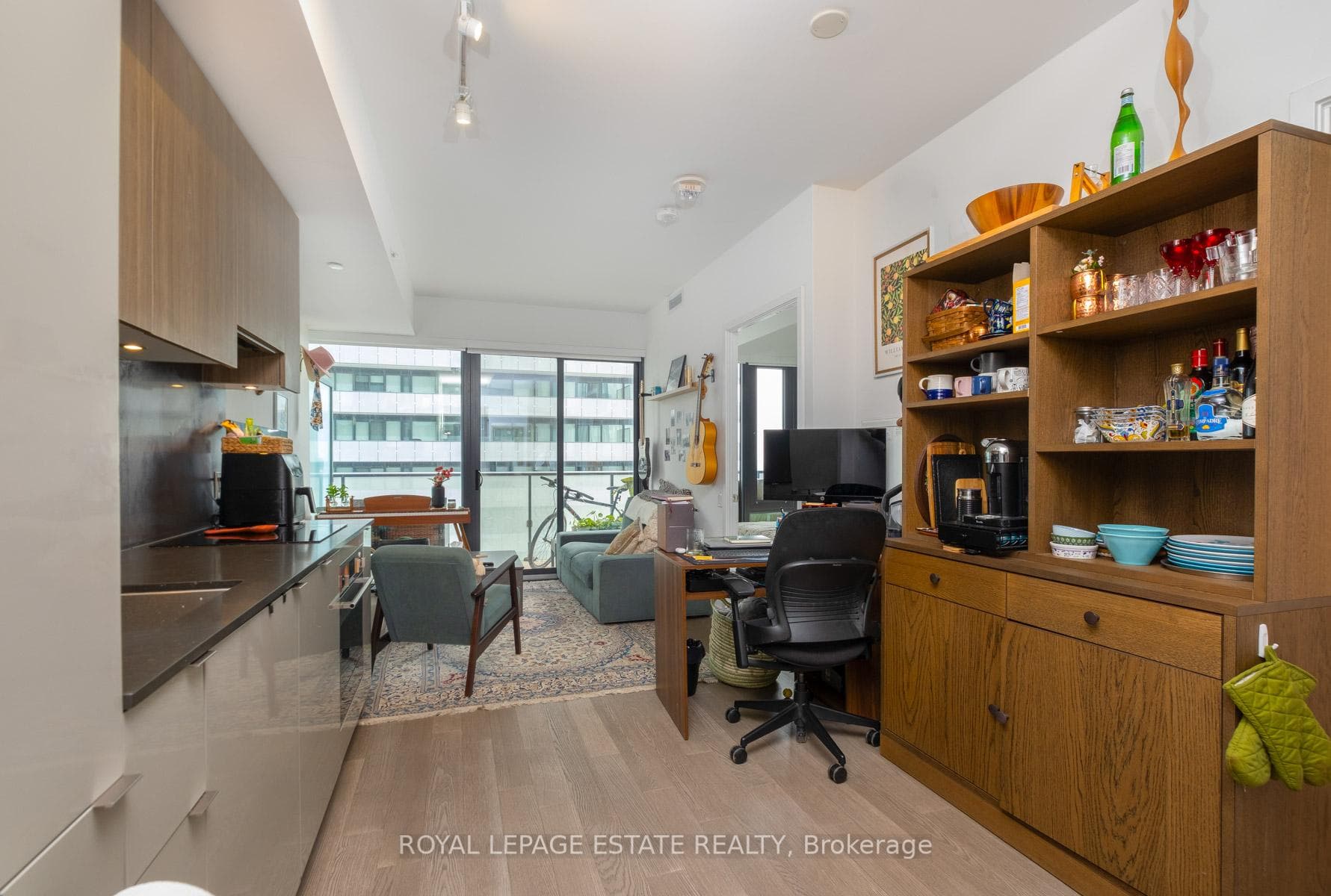 161 Roehampton Avenue Unit 2607 photo 6