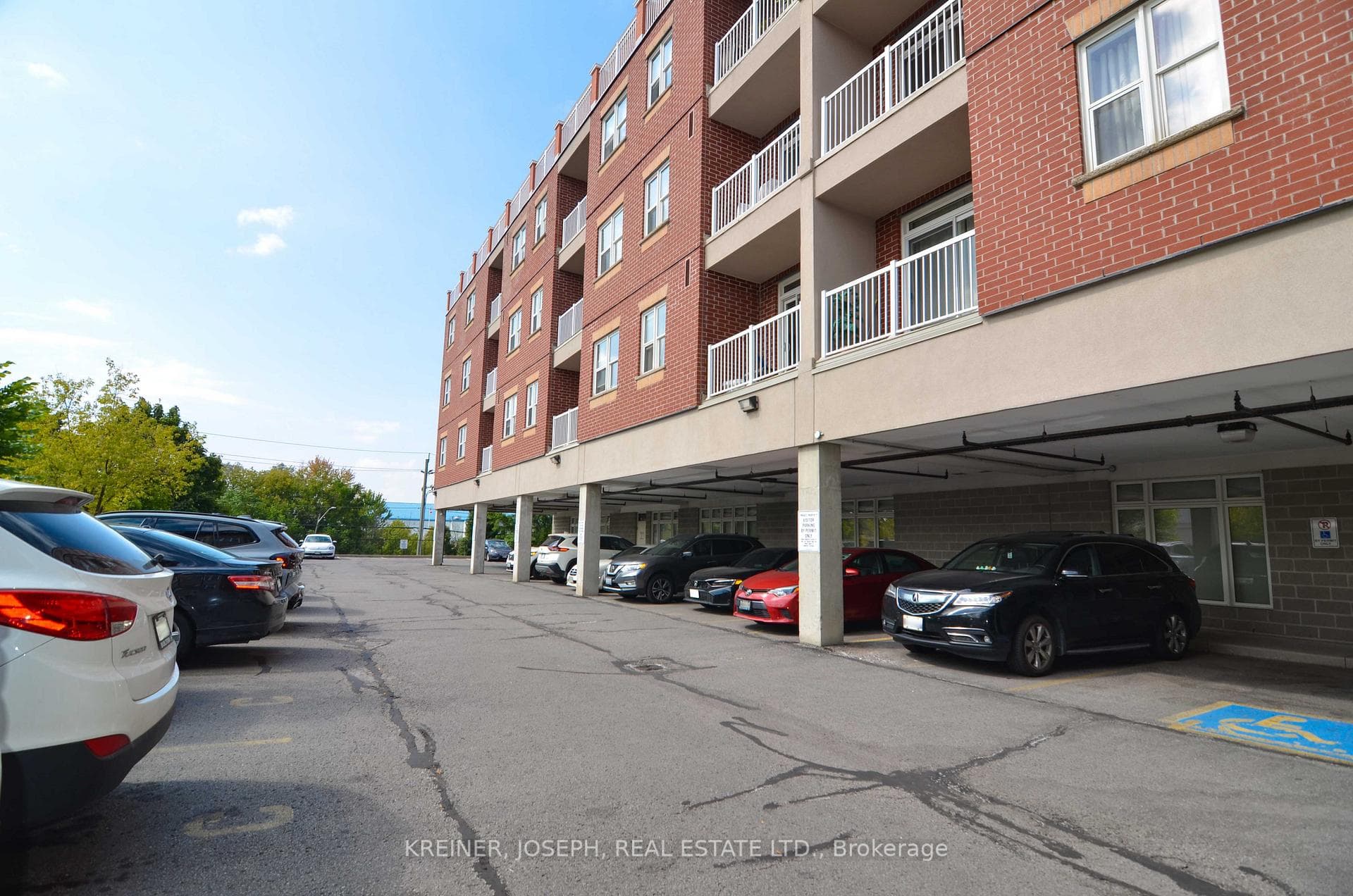 15450 Yonge Street Unit 404 photo 38