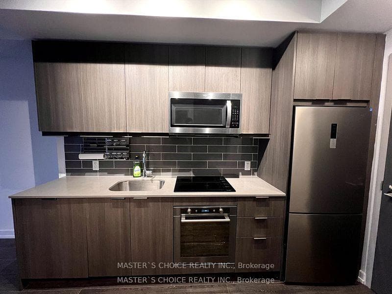 38 Forest Manor Road Unit 2101 photo 1