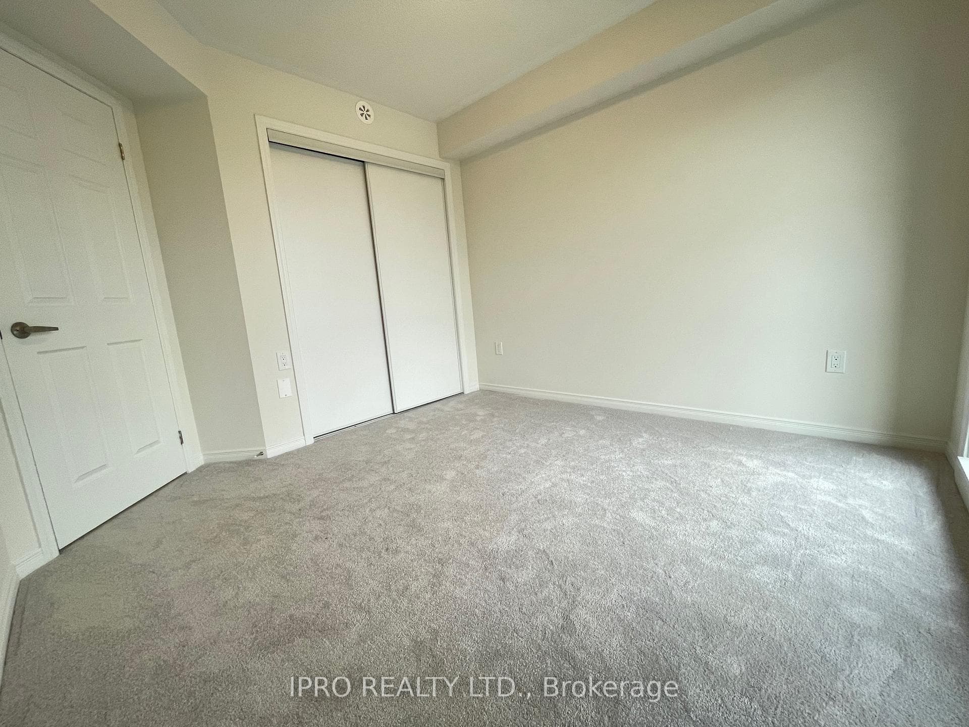 30 Woodstream Drive Unit 12 photo 19