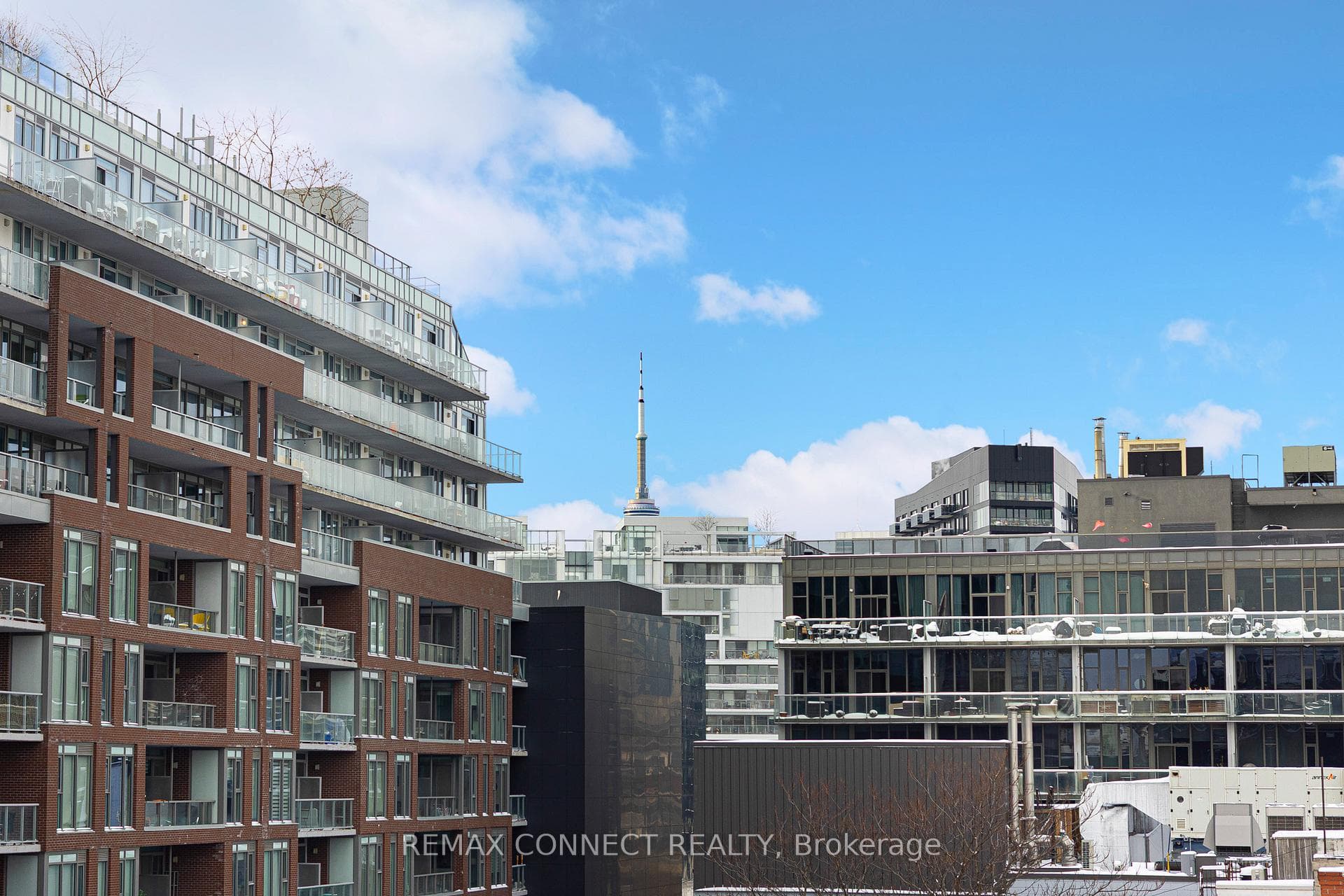 665 Queen Street Unit 417 photo 7