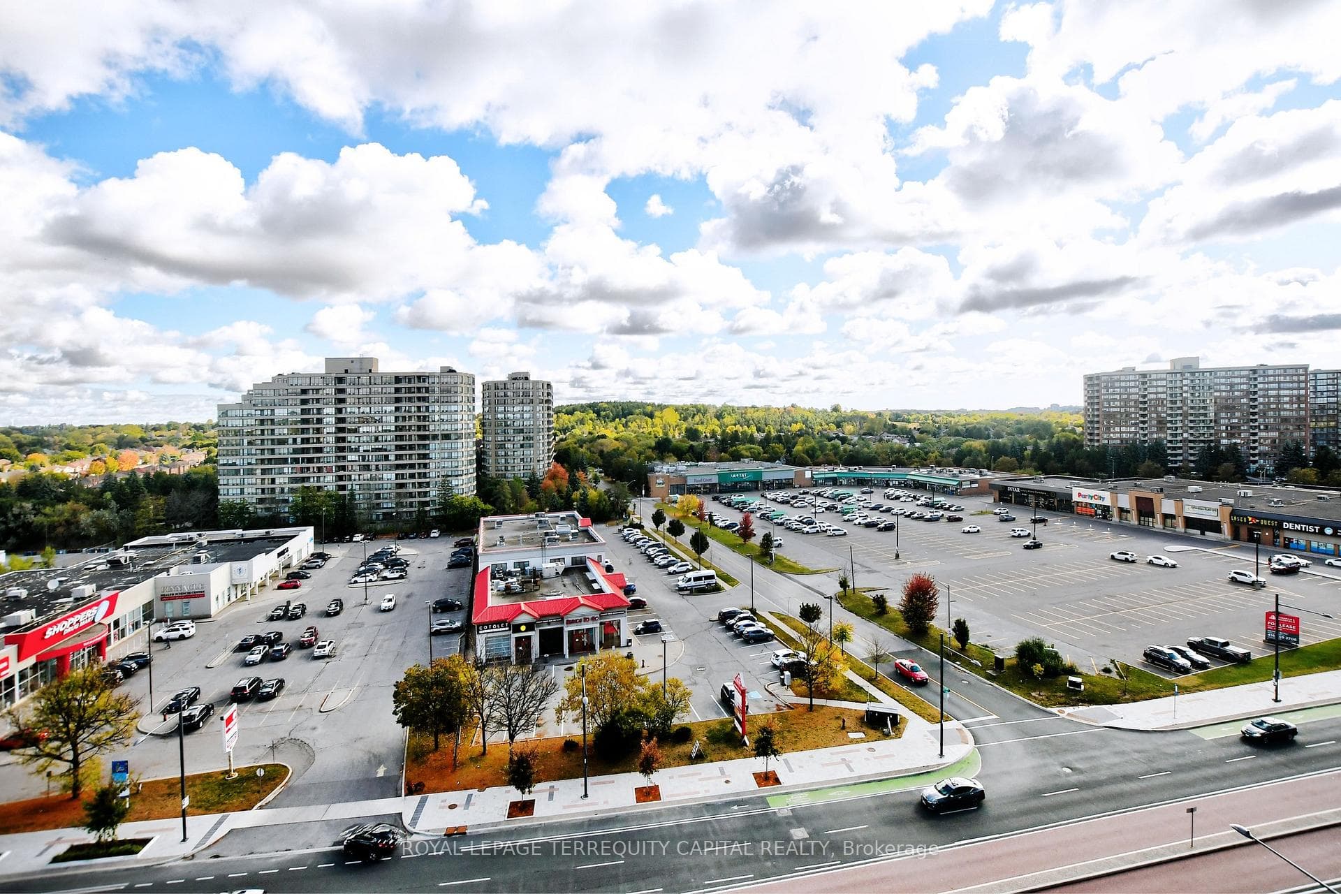 9608 Yonge Street Unit 1011 photo 21