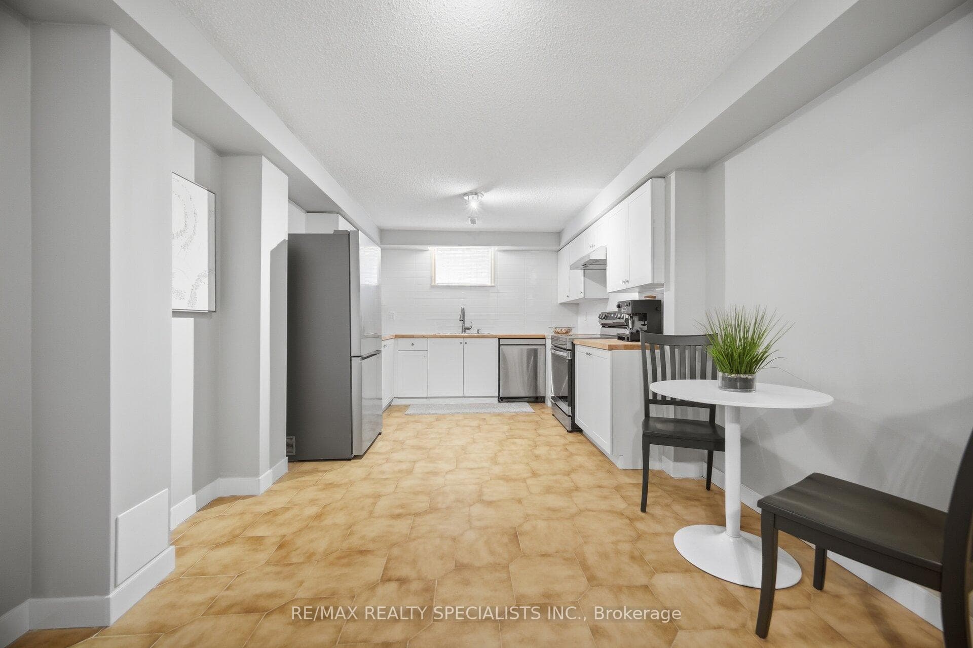 2nd kitchen -lower level