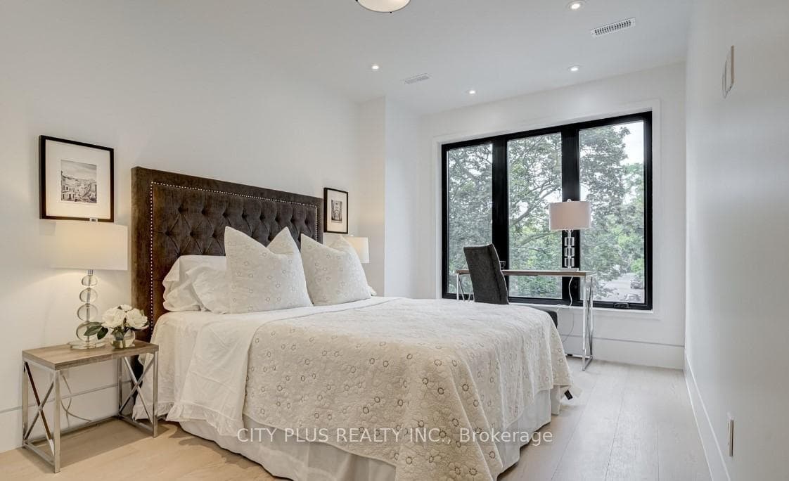 119 Glengrove Avenue photo 16