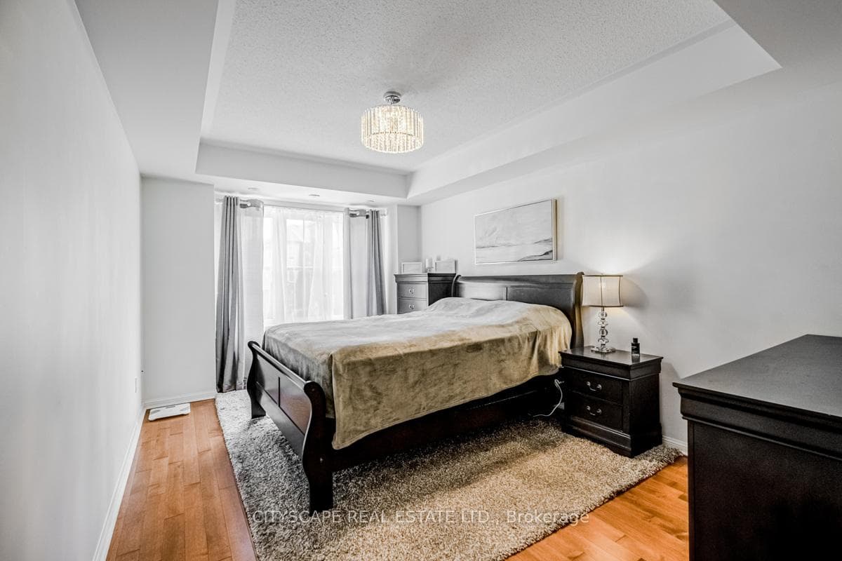 622 Shoreline Drive Unit 2 photo 21