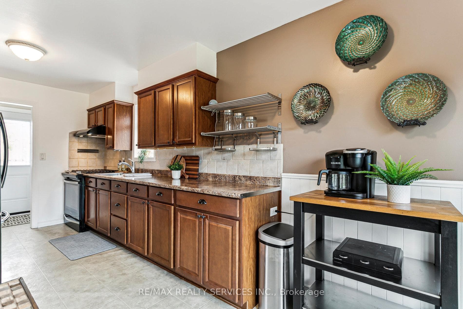 15 Avonmore Street photo 15