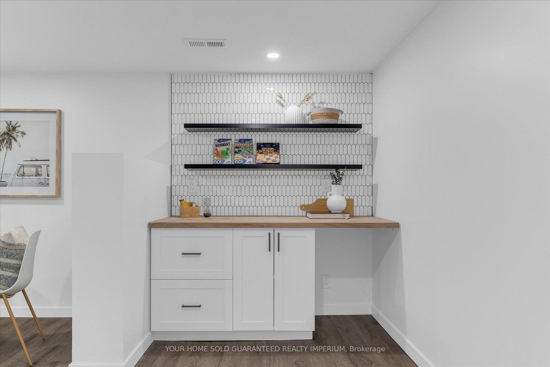 3 MULOCK Avenue photo 30
